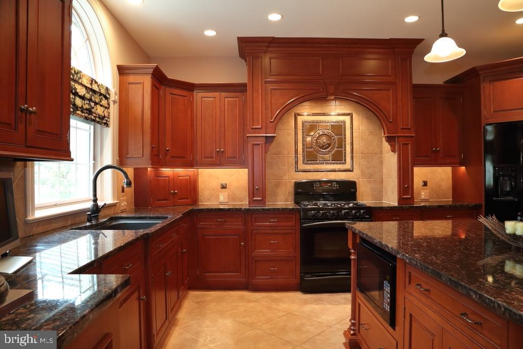 STEEPLECHASE SOUTH - Residential