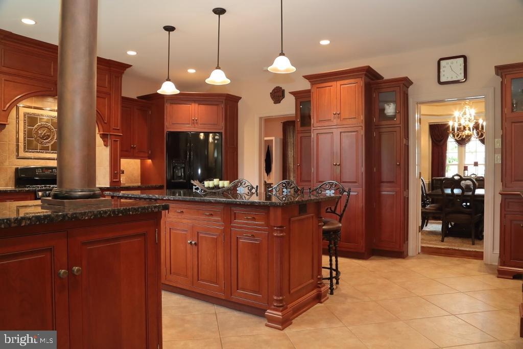 STEEPLECHASE SOUTH - Residential