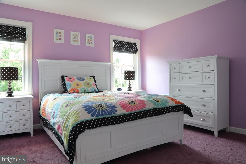 STEEPLECHASE SOUTH - Residential