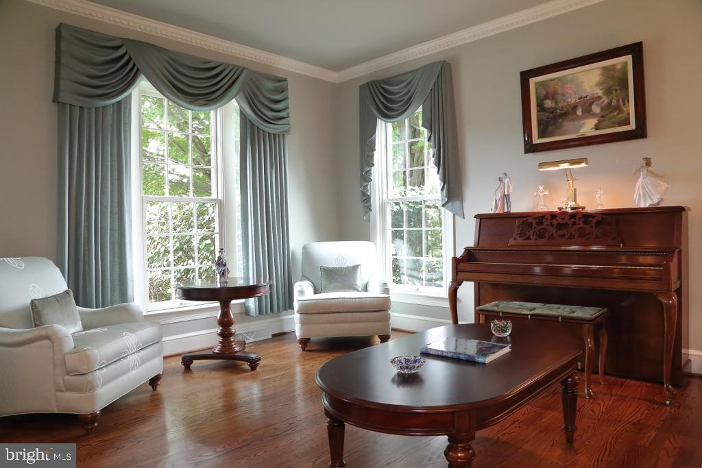 STEEPLECHASE SOUTH - Residential