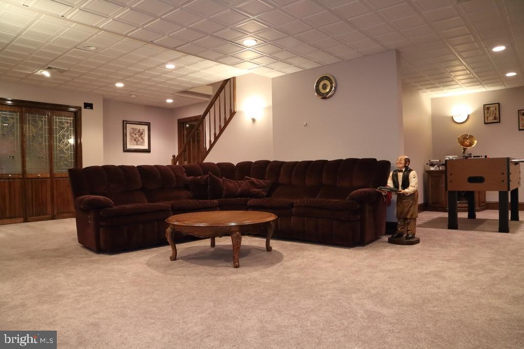 STEEPLECHASE SOUTH - Residential