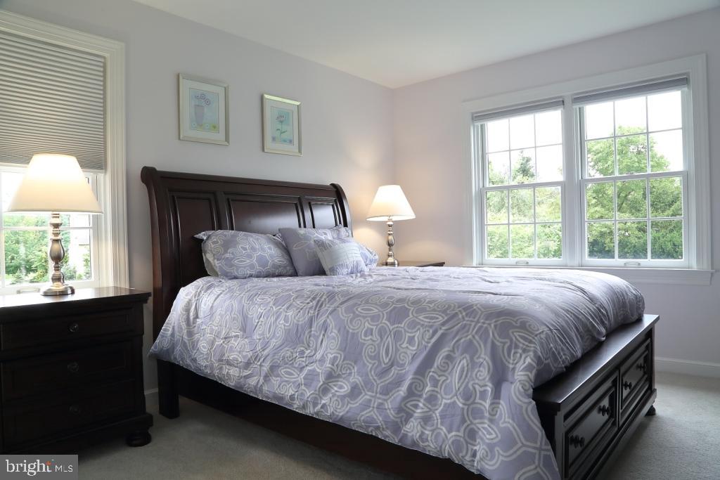 STEEPLECHASE SOUTH - Residential
