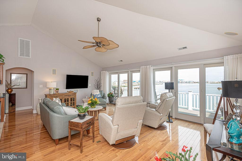 OCEAN CITY HARBOR - Residential