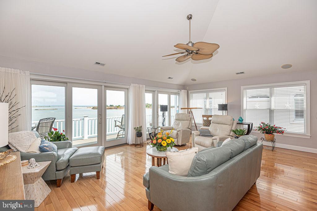 OCEAN CITY HARBOR - Residential