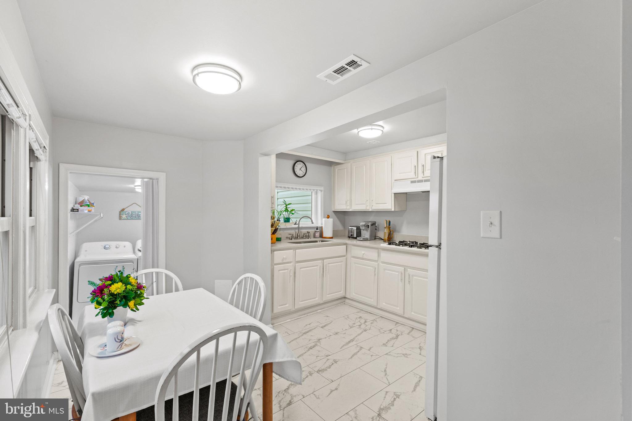 ST GEORGE ISLAND - Residential
