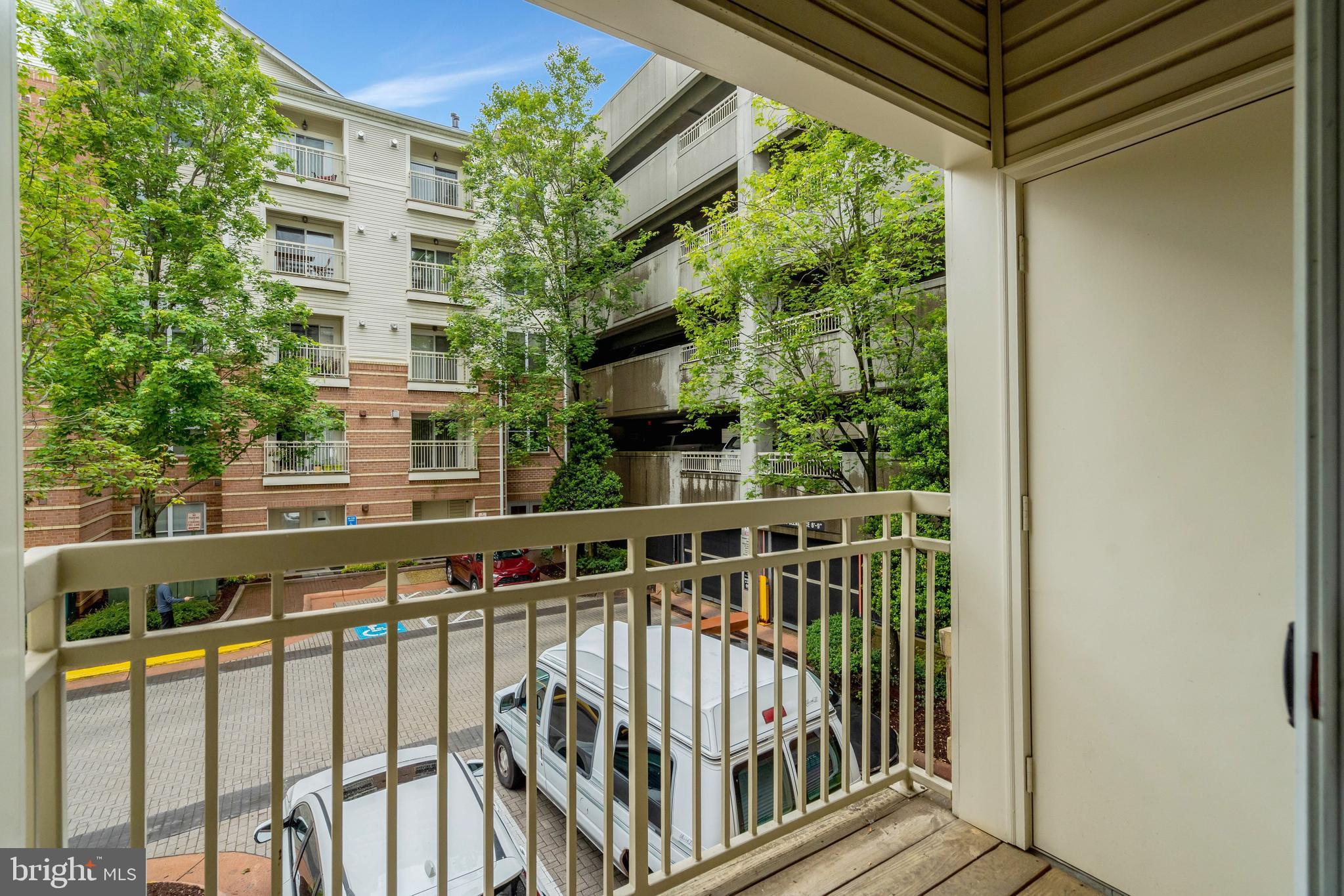 MARQUIS AT VIENNA STATION - Residential