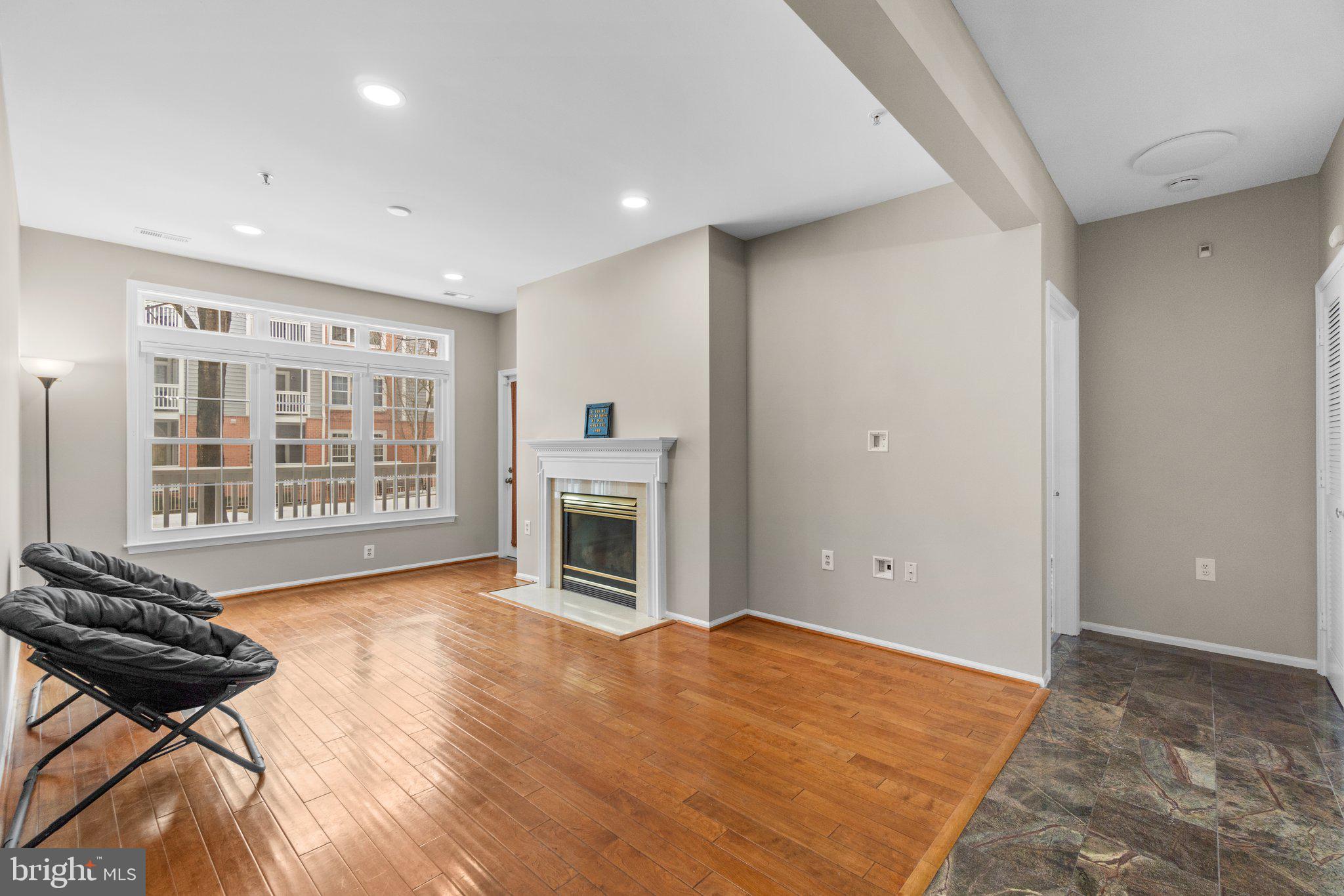 SPRING MILL - Residential Lease