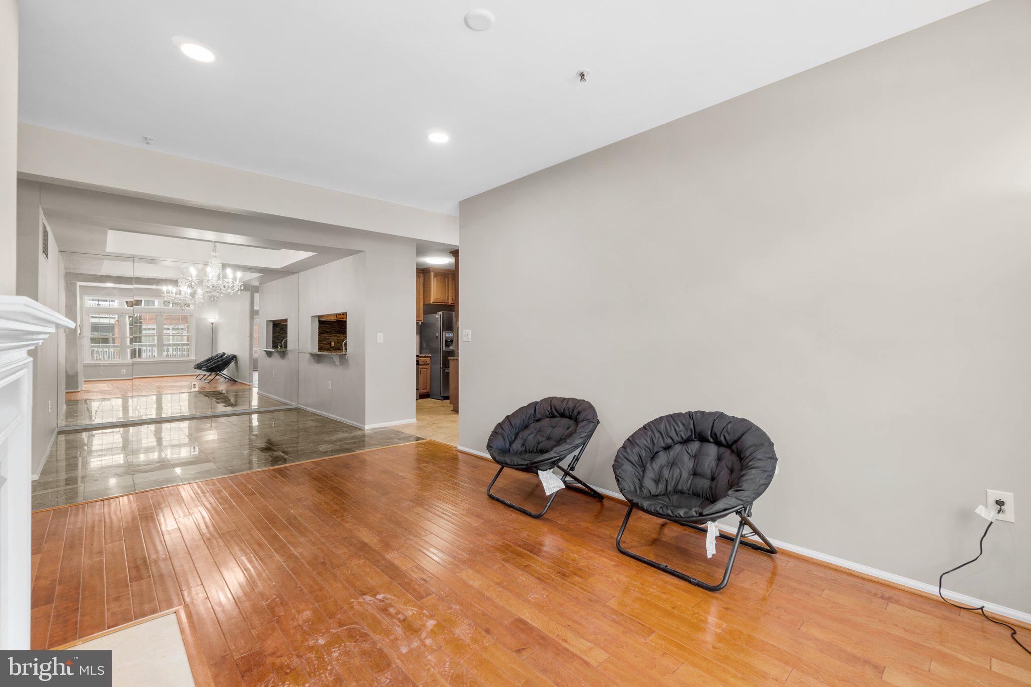 SPRING MILL - Residential Lease