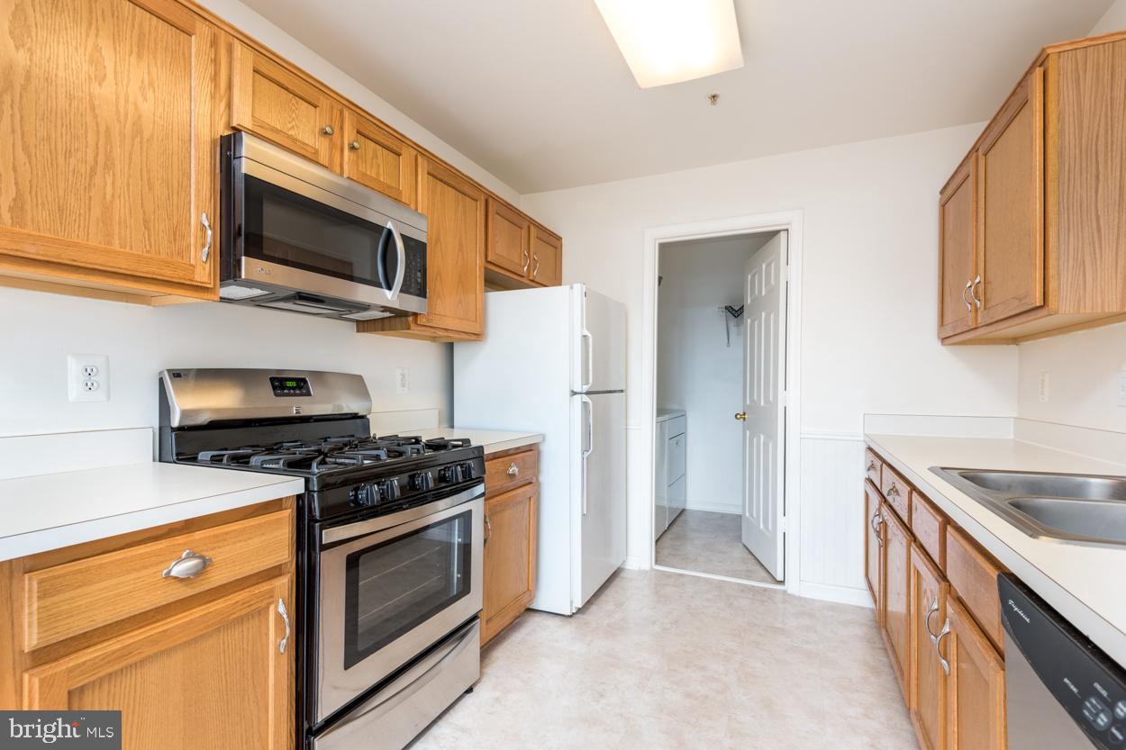 JACKSONS RIDGE CONDOS - Residential Lease