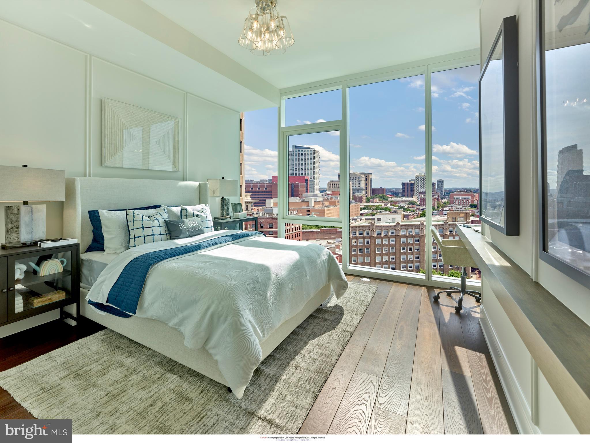 AVENUE OF THE ARTS - Residential