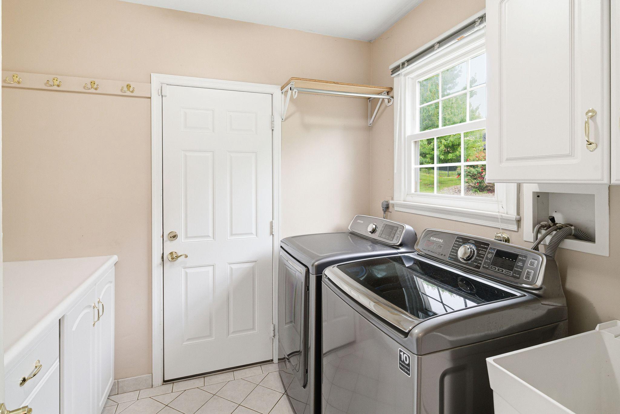 SPRINGHOUSE FARMS - Residential