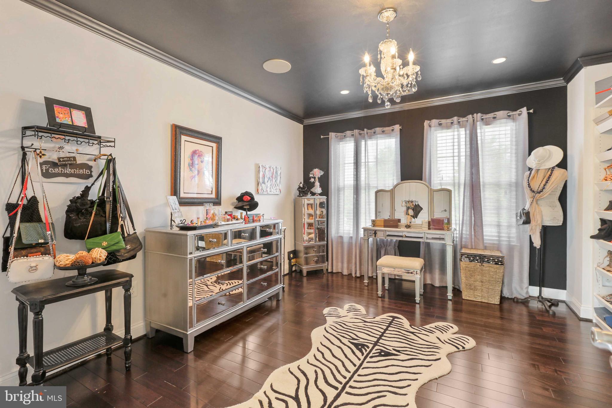PARKSIDE - Residential