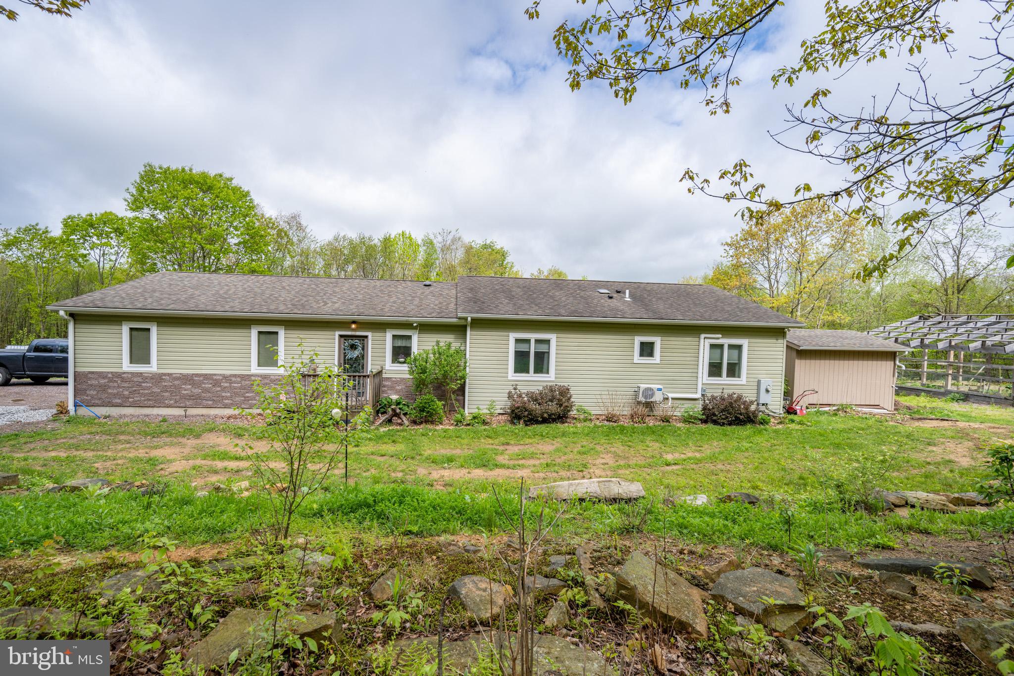 THE HIGHLANDS - Residential