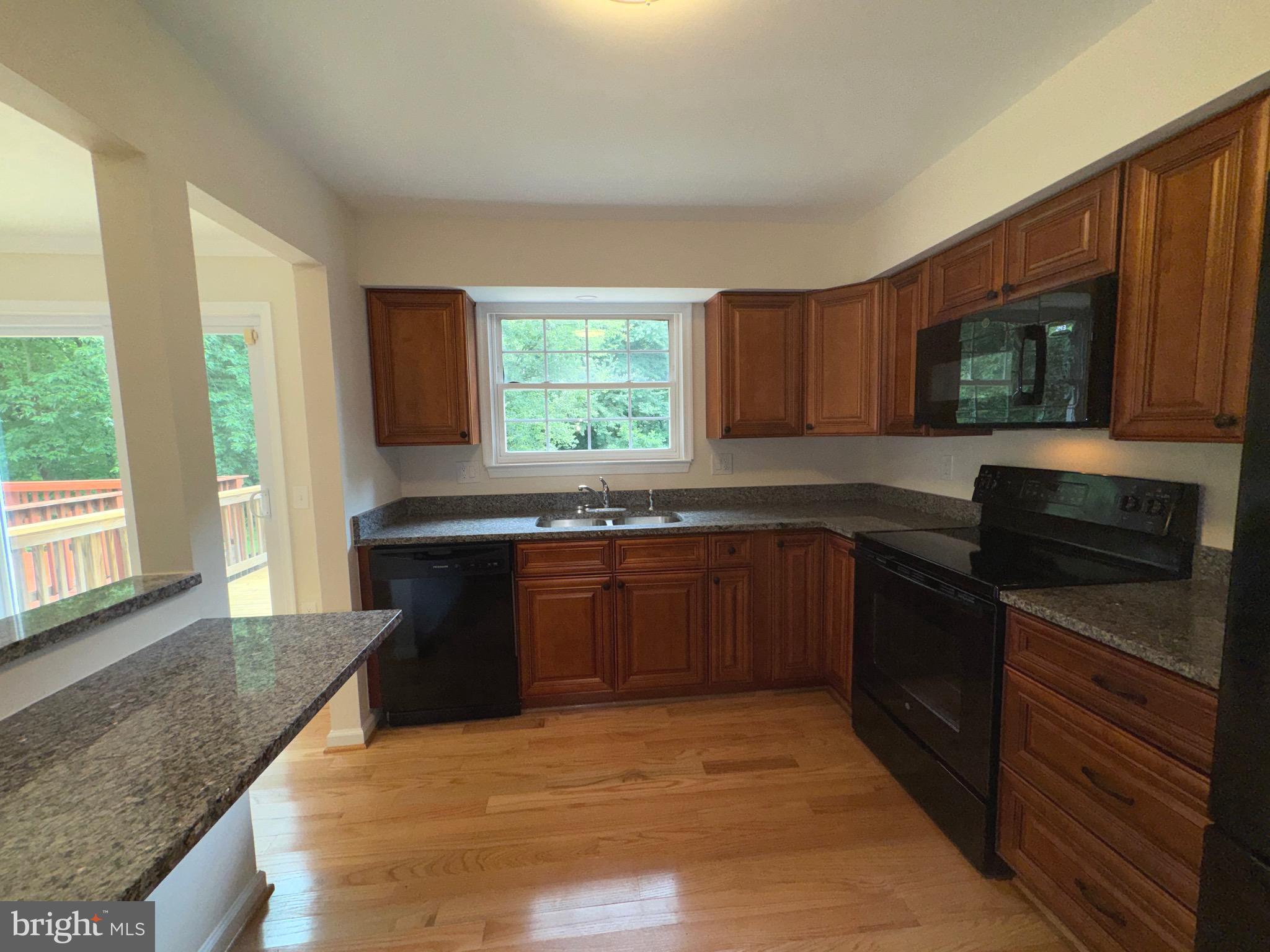 SUMMERHILL - Residential