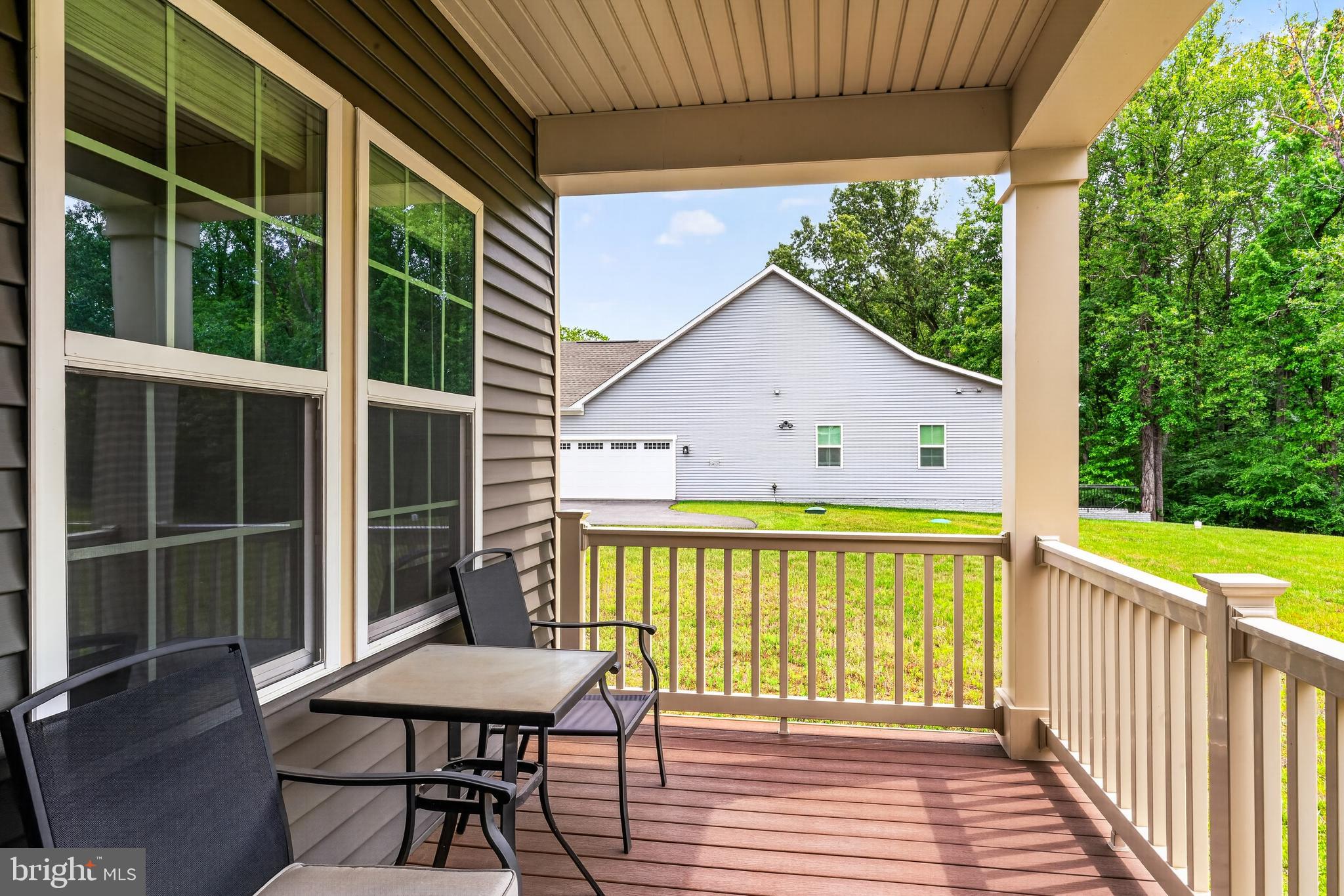 ROYAL WHITE OAKS - Residential