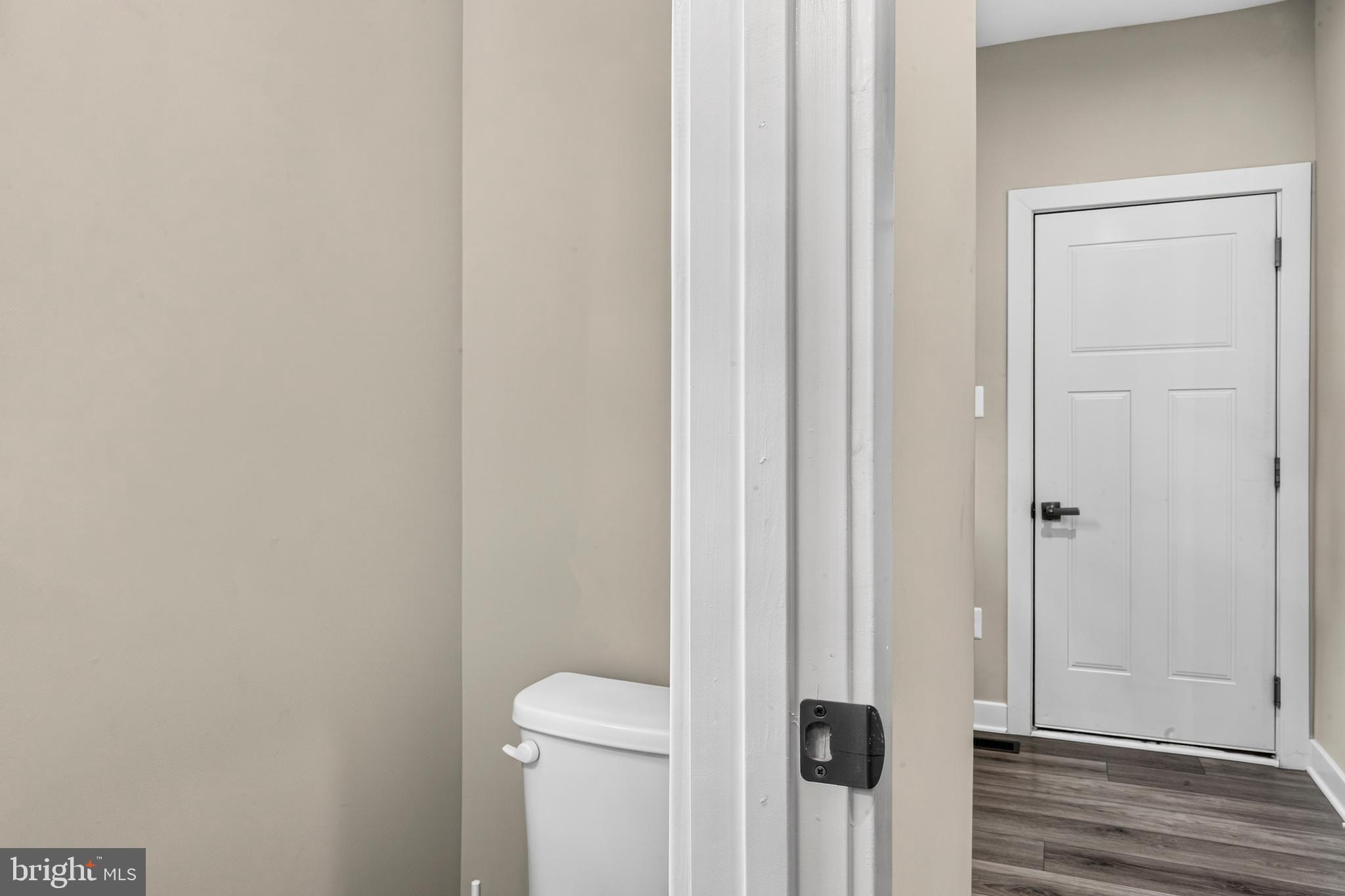 ROYAL WHITE OAKS - Residential