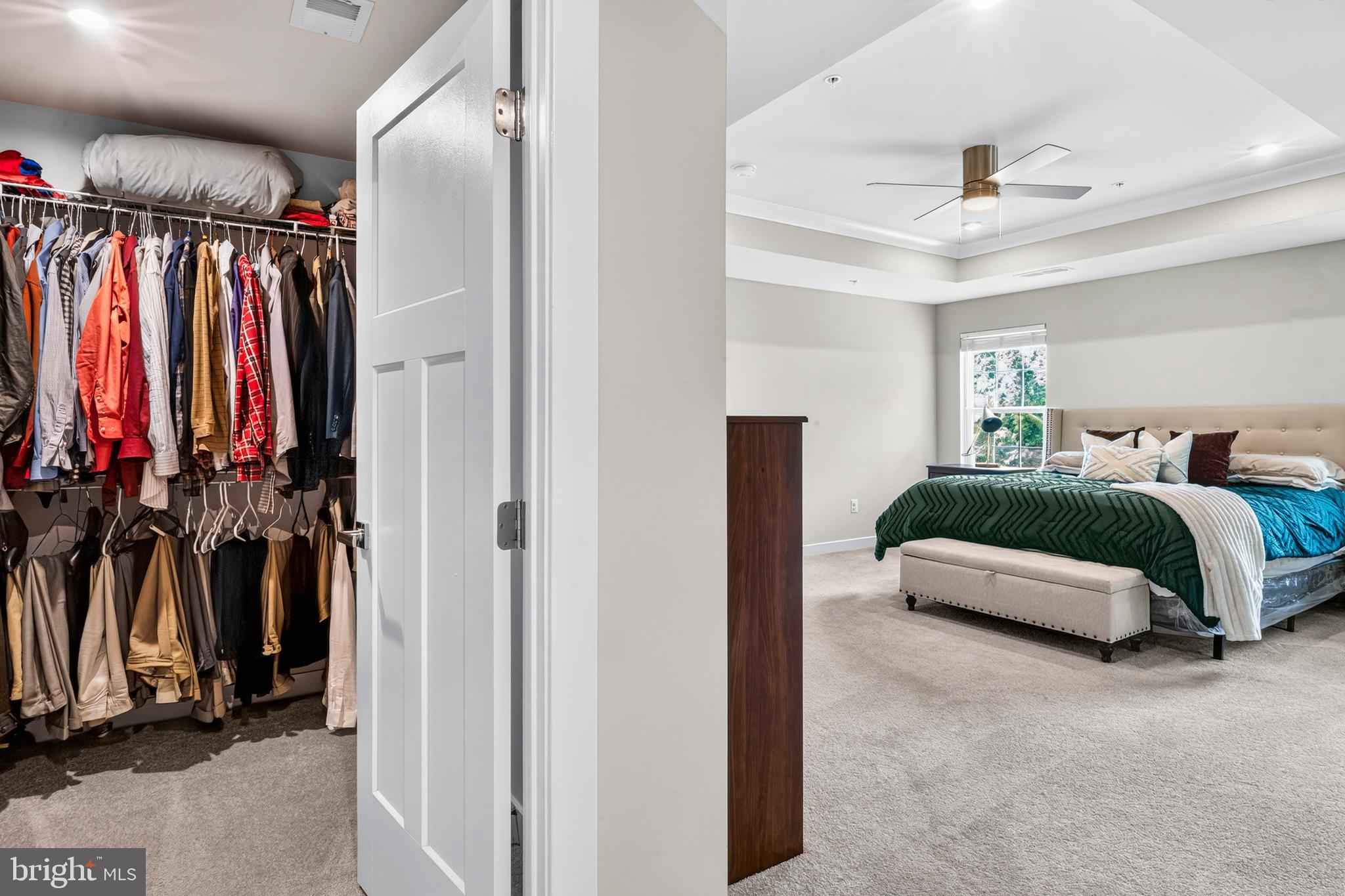 ROYAL WHITE OAKS - Residential