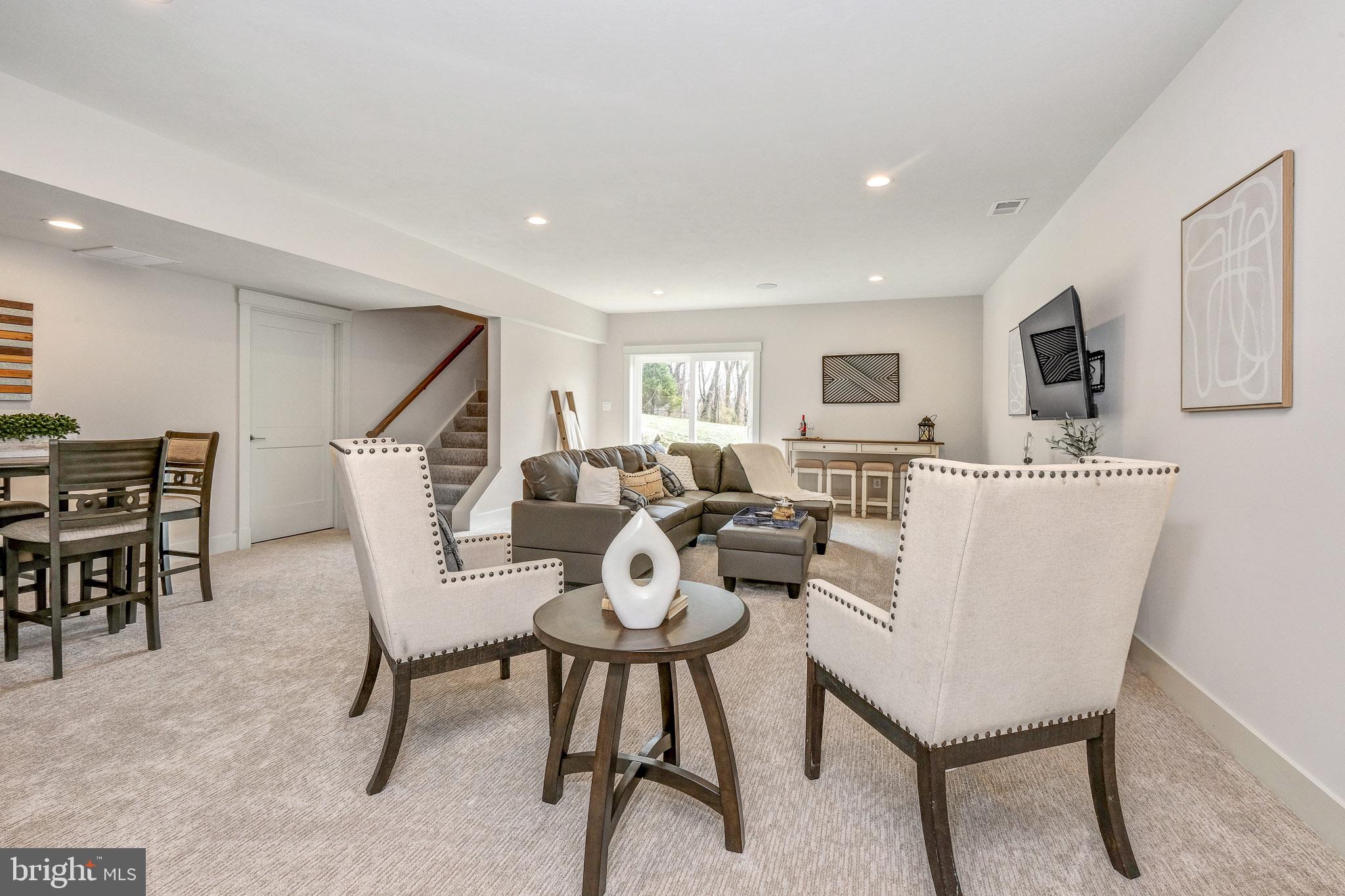 CEDAR VIEW - Residential
