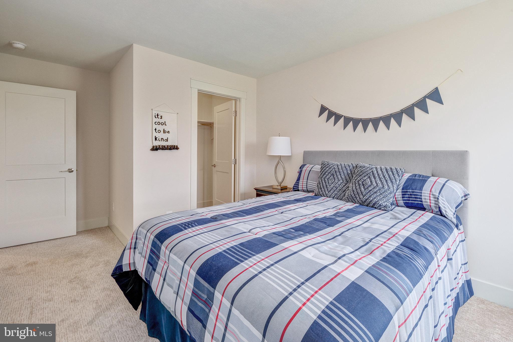 CEDAR VIEW - Residential
