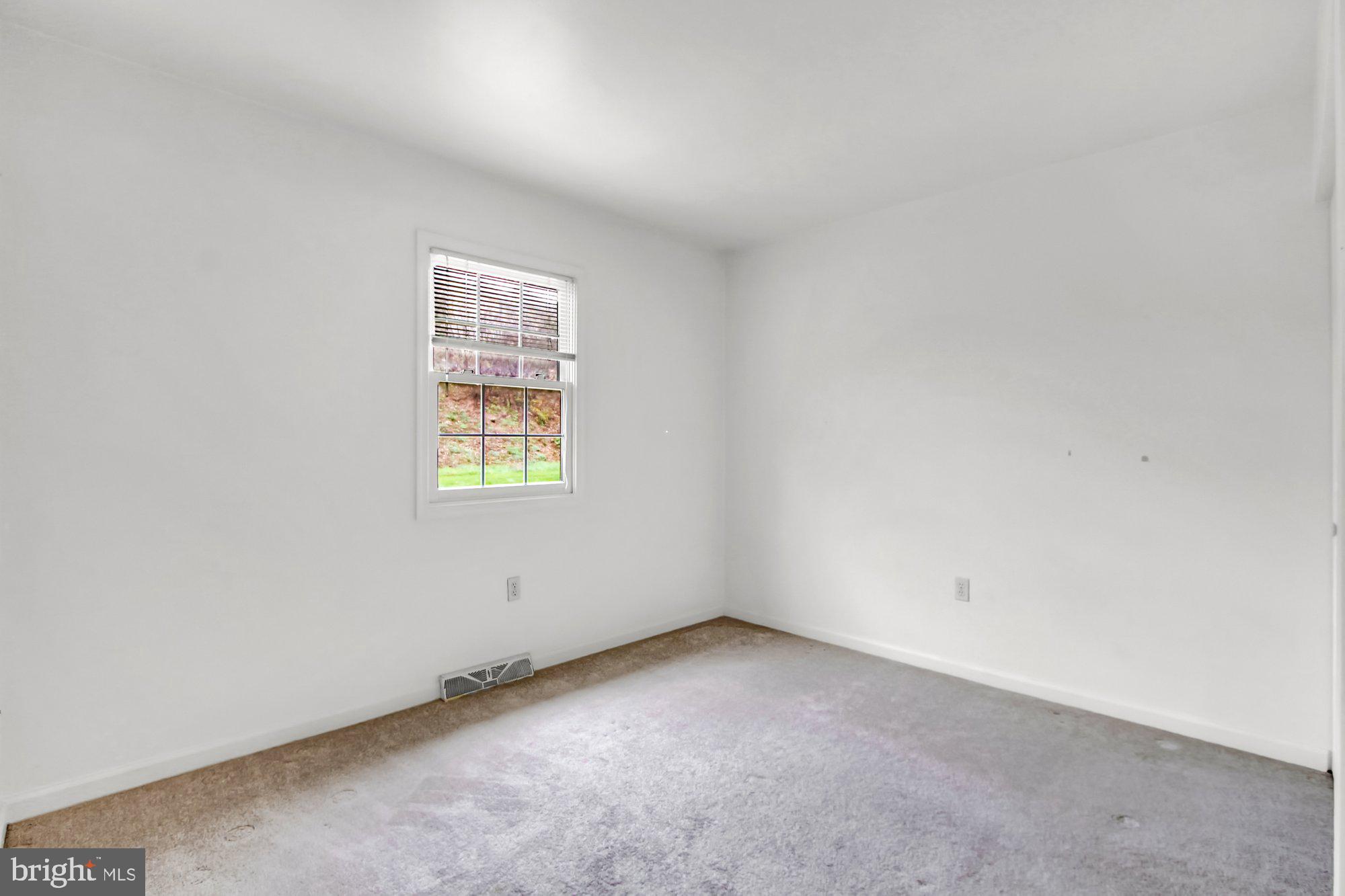 WOODMONT ESTATES - Residential