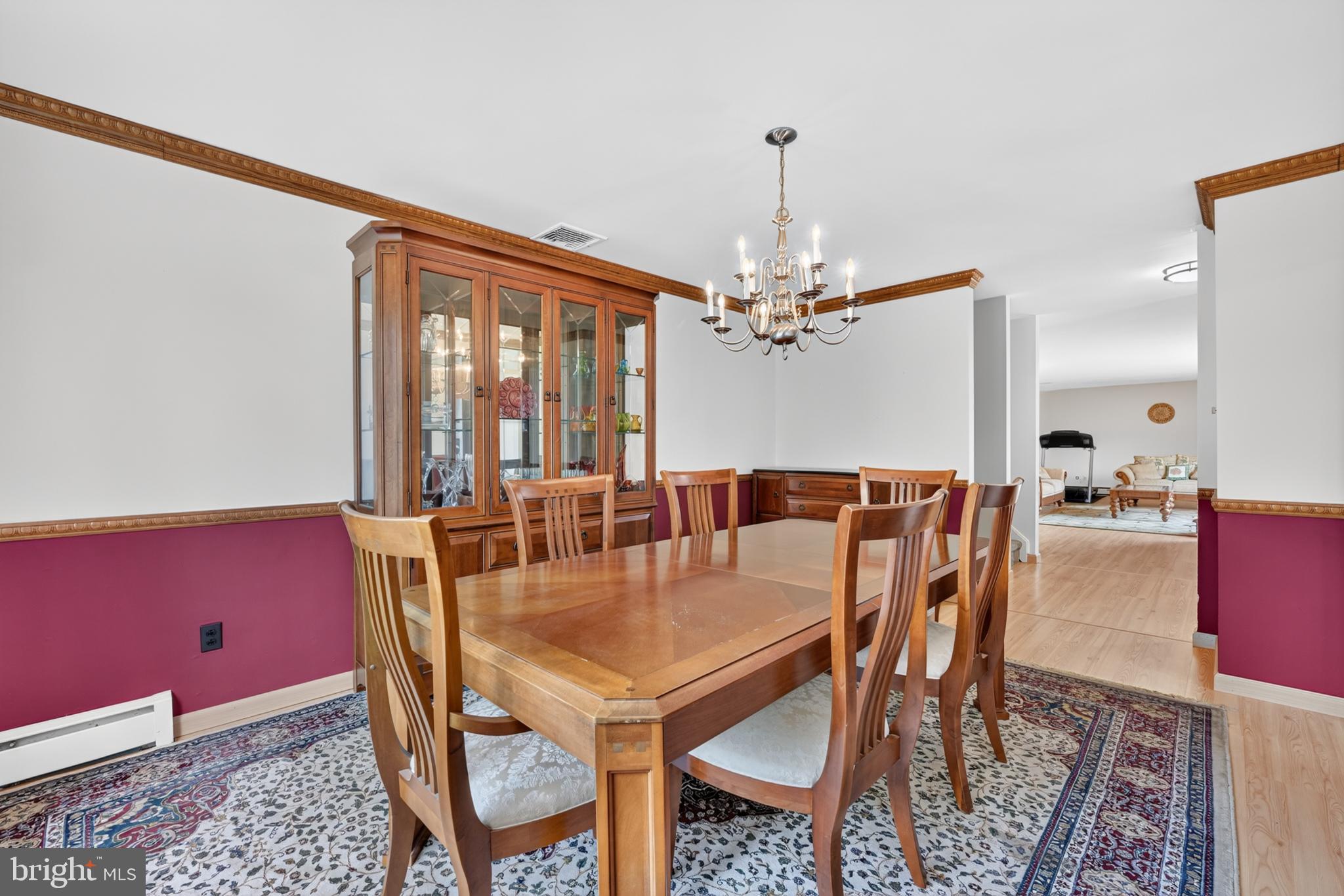 MILFORD MANOR - Residential