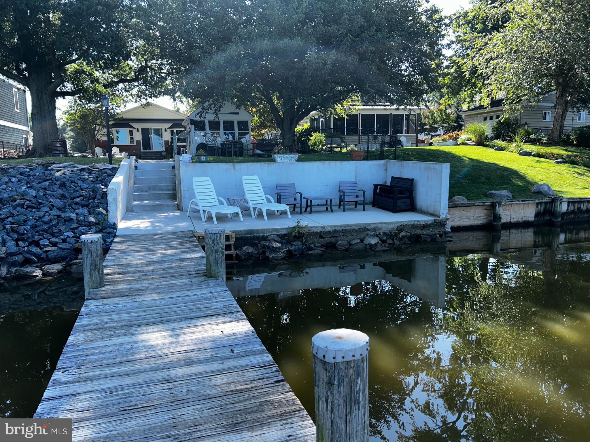 TWIN RIVER BEACH - Residential