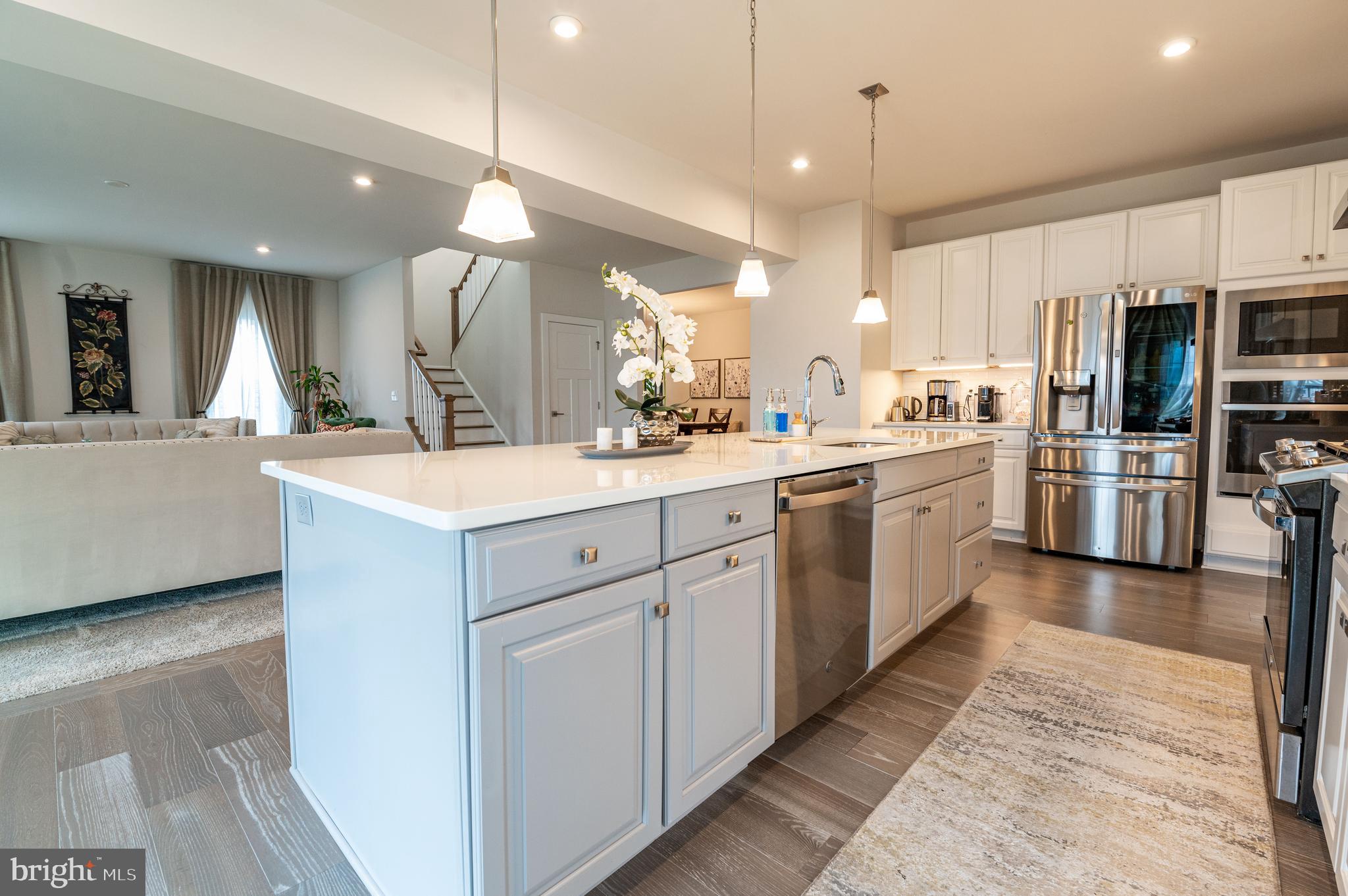 STONE HILL MEADOWS - Residential