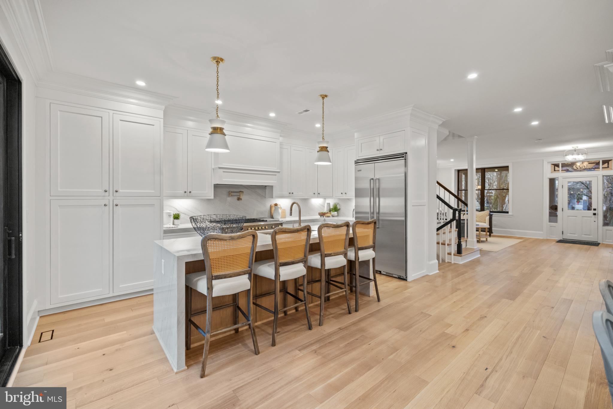 CAPITOL HILL - Residential