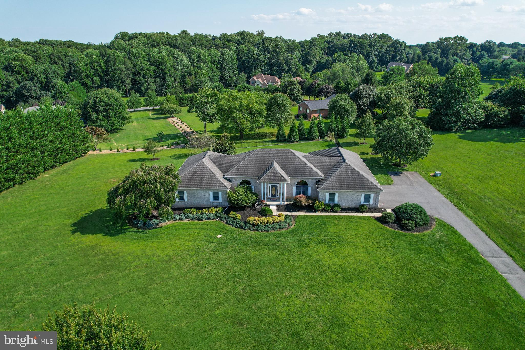 HUNT FIELDS - Residential