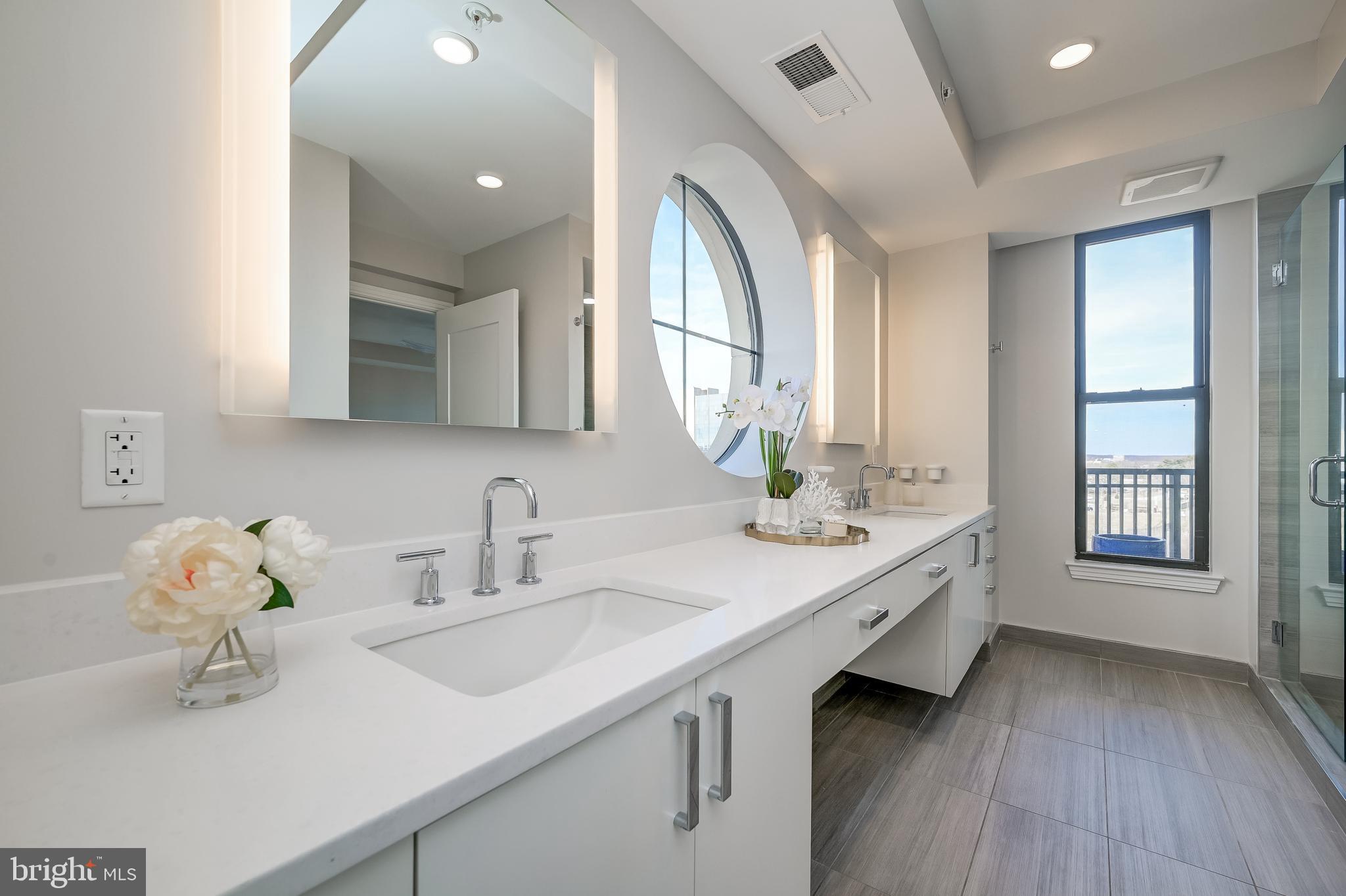 STONEHALL - Residential