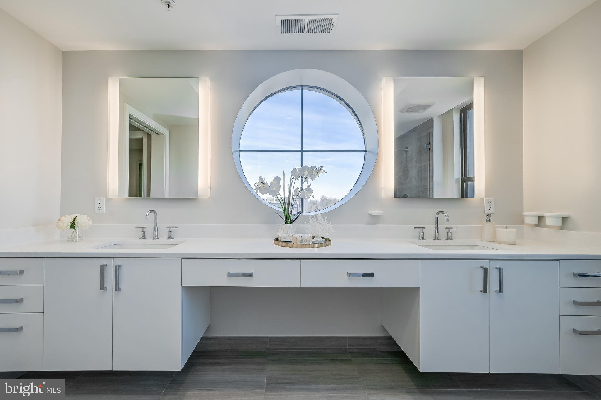 STONEHALL - Residential