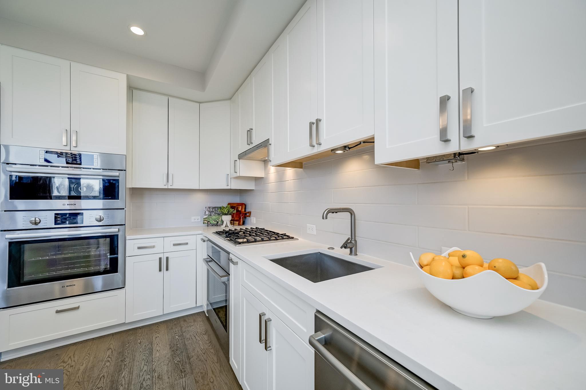 STONEHALL - Residential