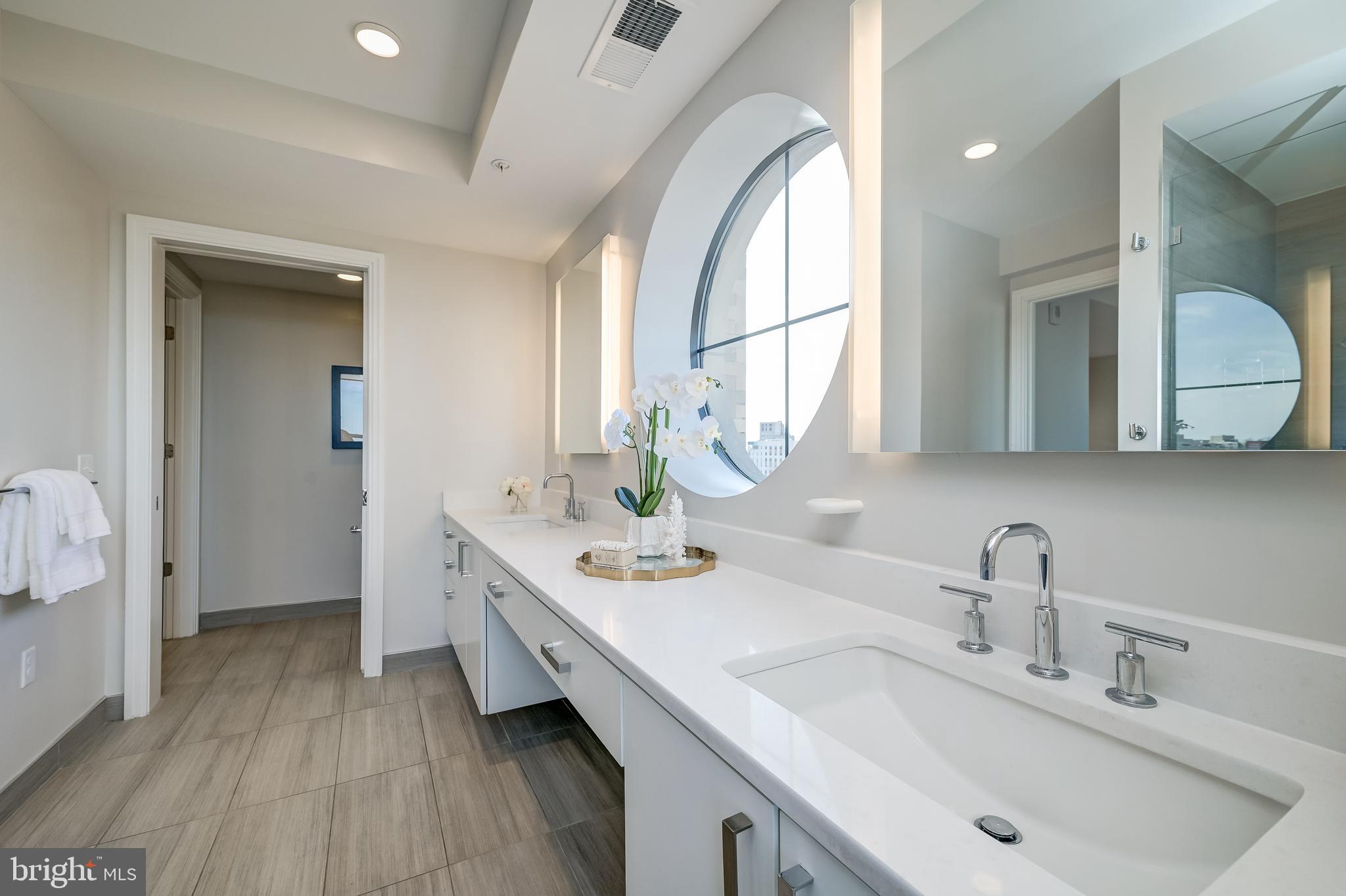 STONEHALL - Residential