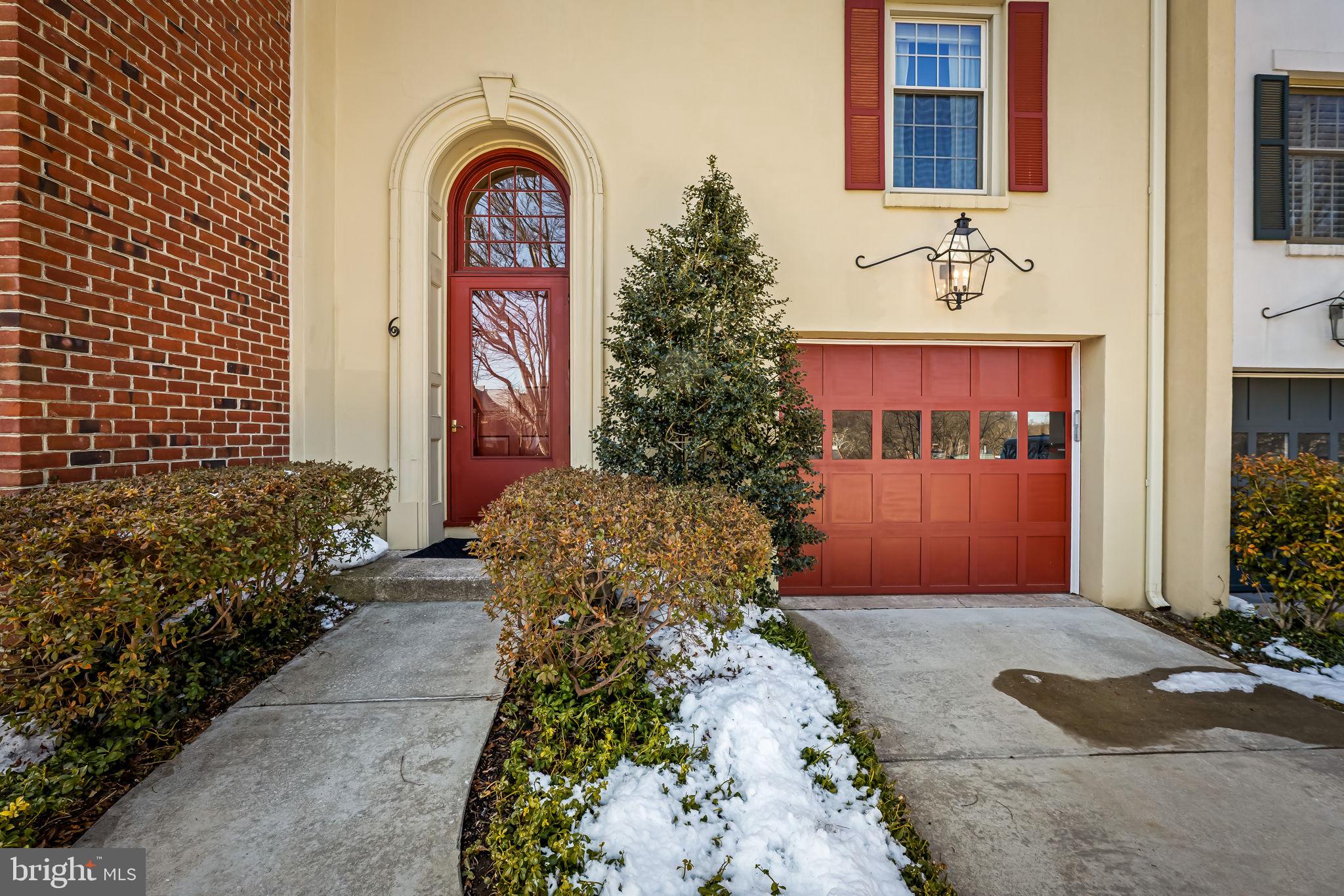 THORNTON WOOD - Residential
