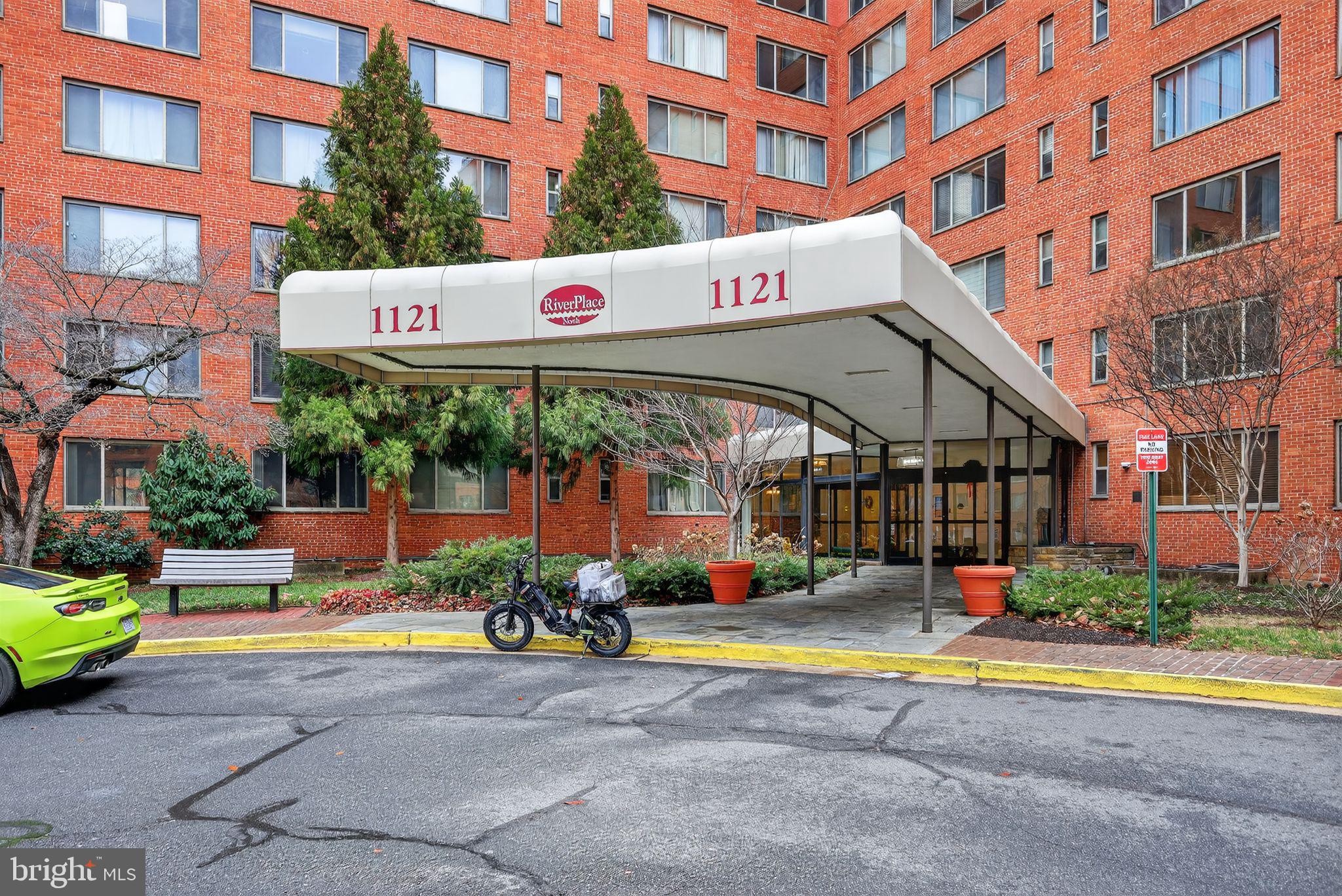 ROSSLYN - Residential