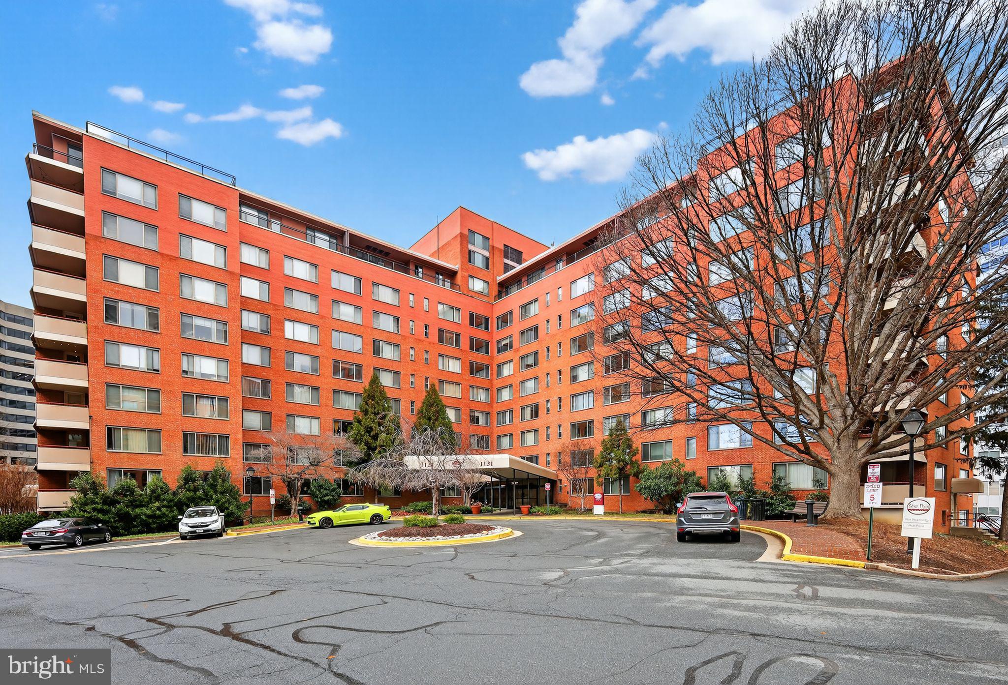 ROSSLYN - Residential