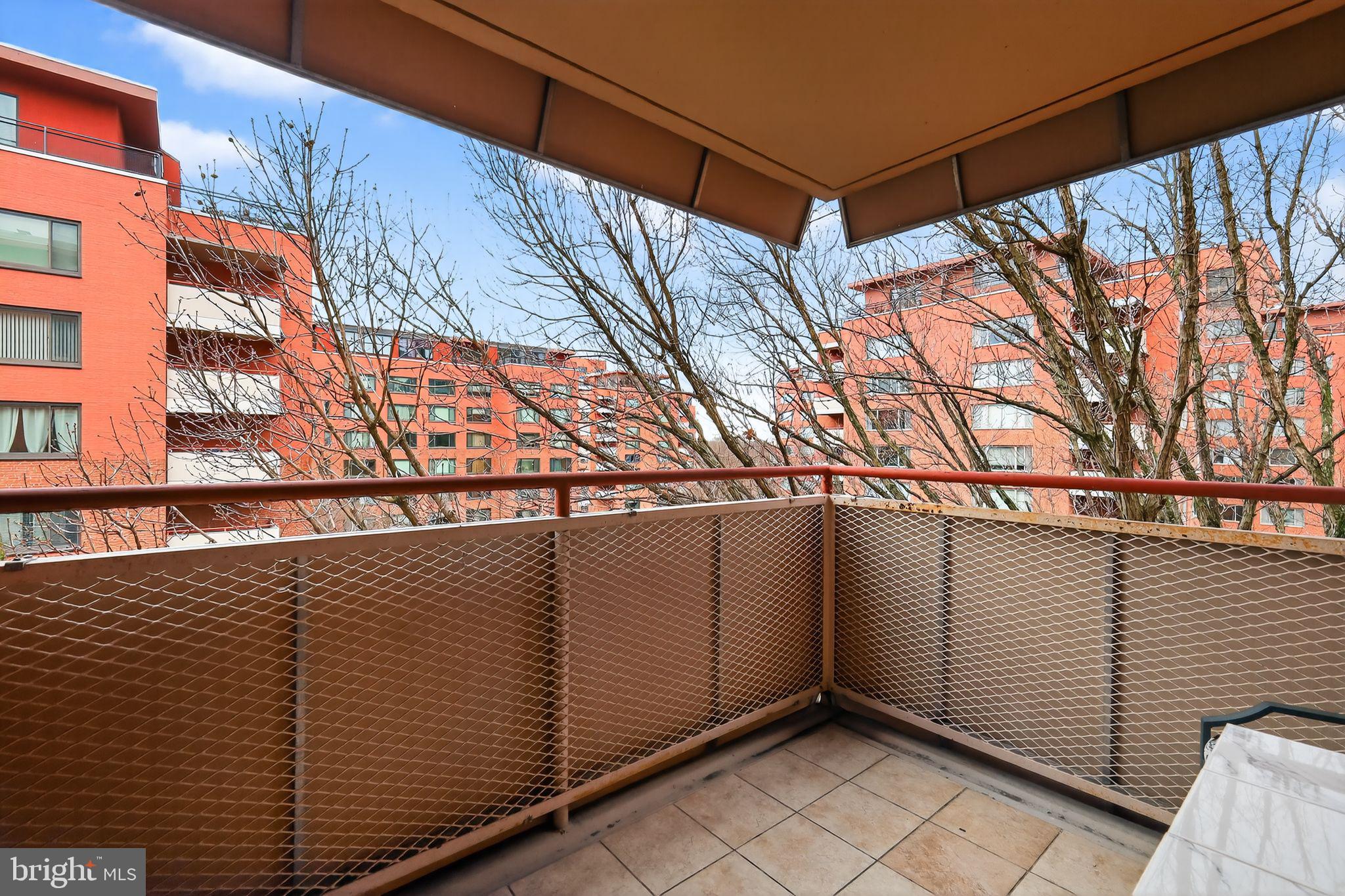 ROSSLYN - Residential