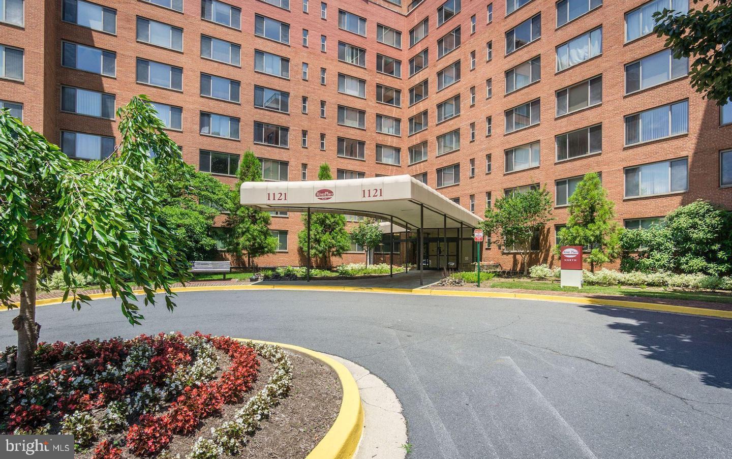 ROSSLYN - Residential