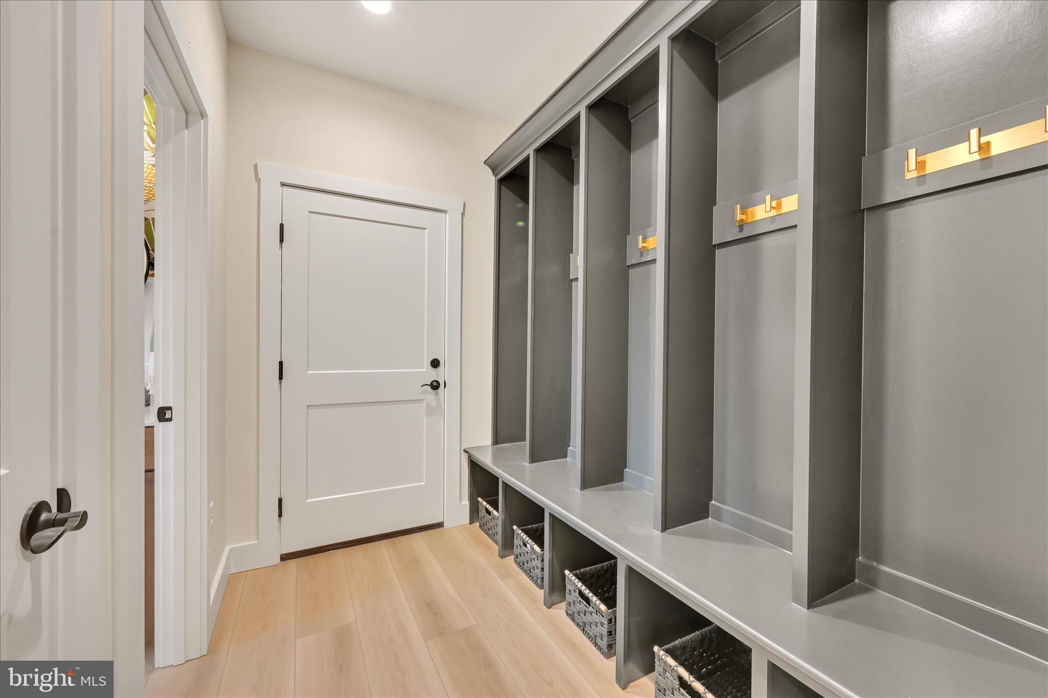 HAYS LANDING - Residential