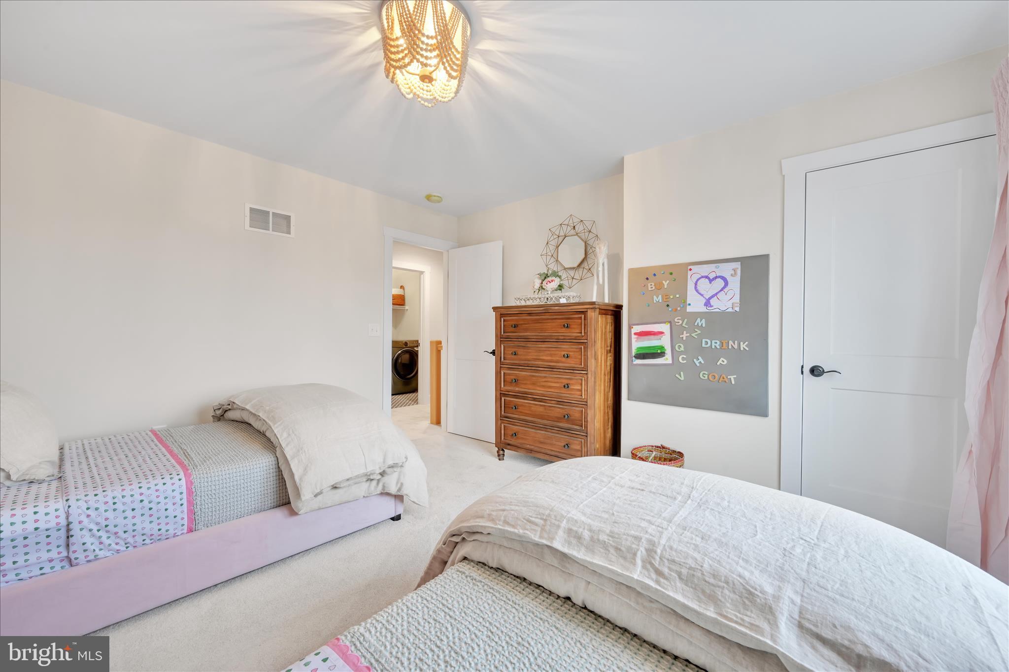 HAYS LANDING - Residential