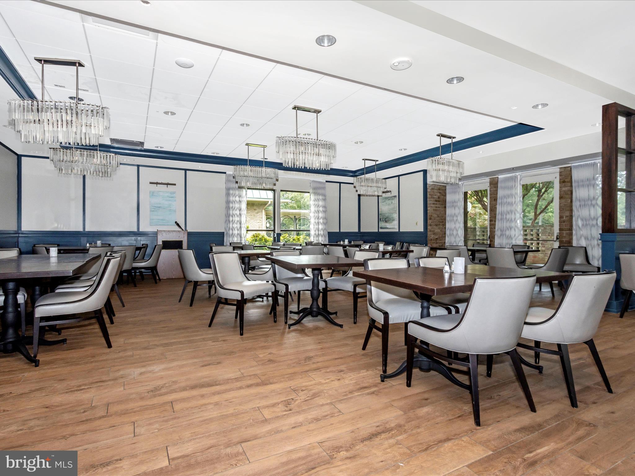 LEISURE WORLD - Residential