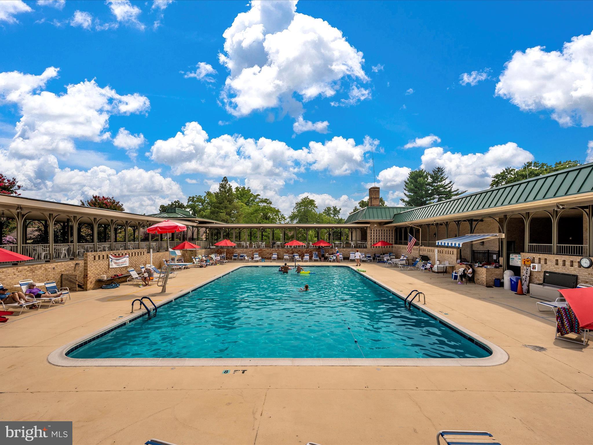 LEISURE WORLD - Residential