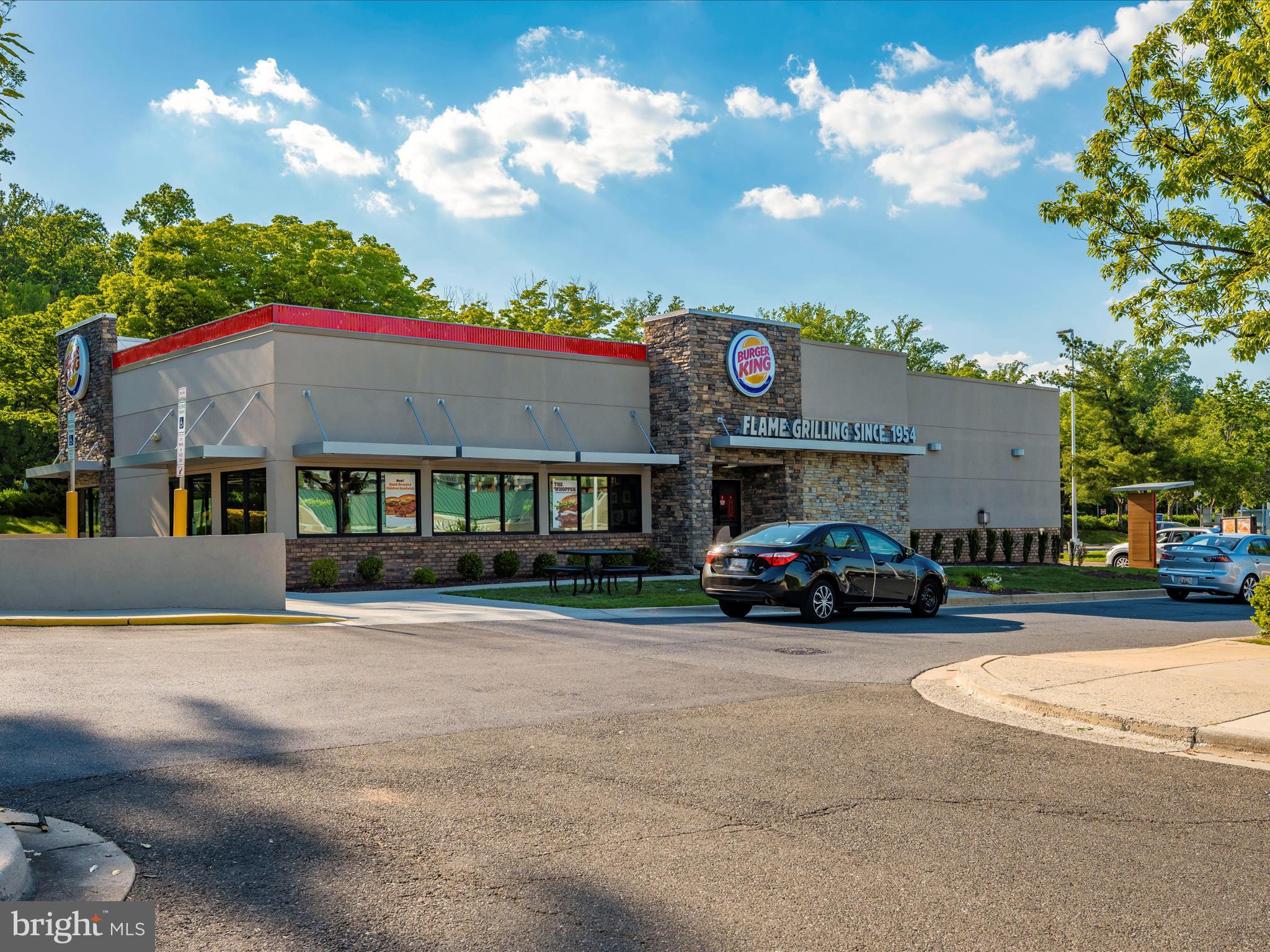 LEISURE WORLD - Residential