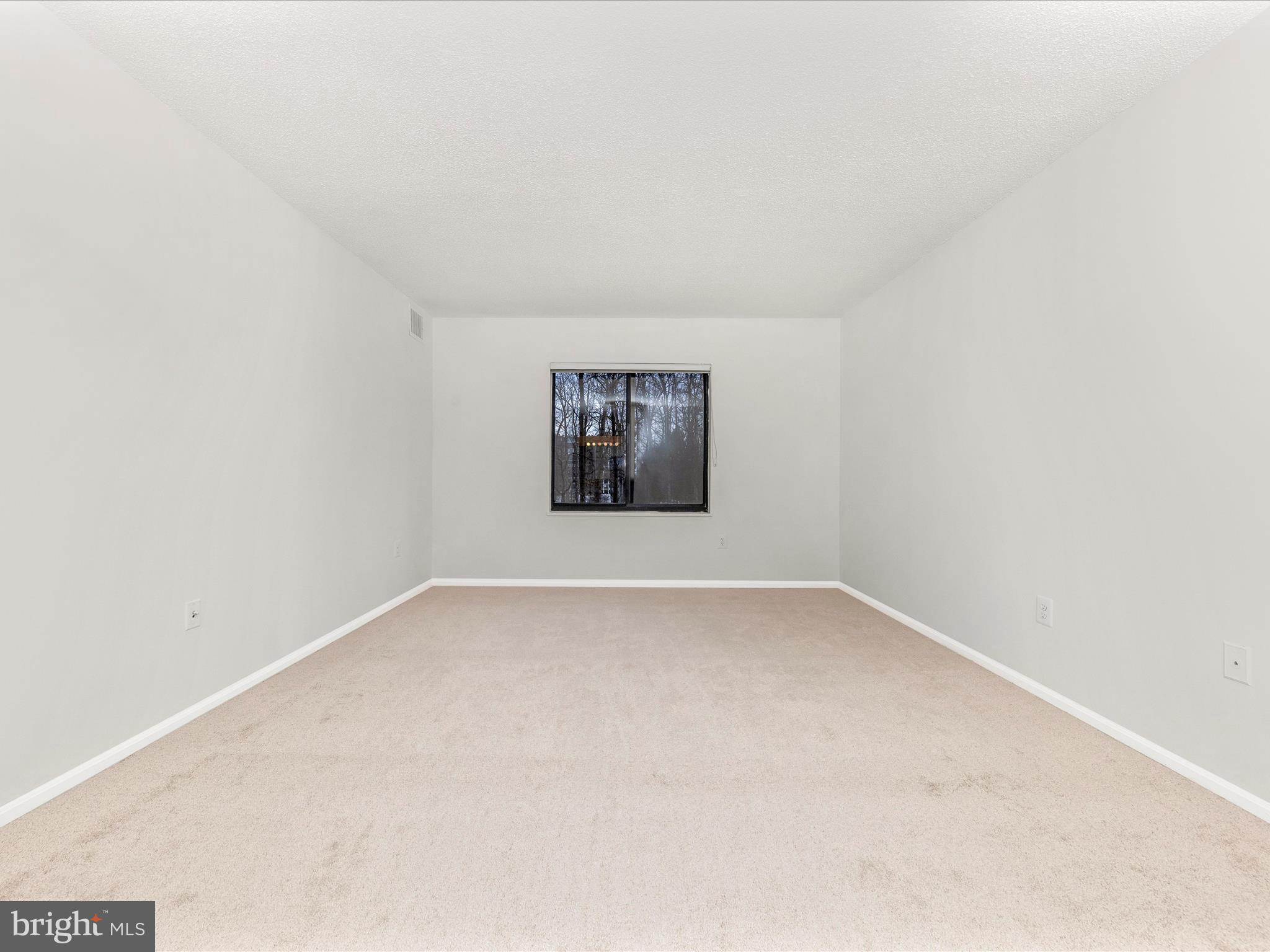 LEISURE WORLD - Residential