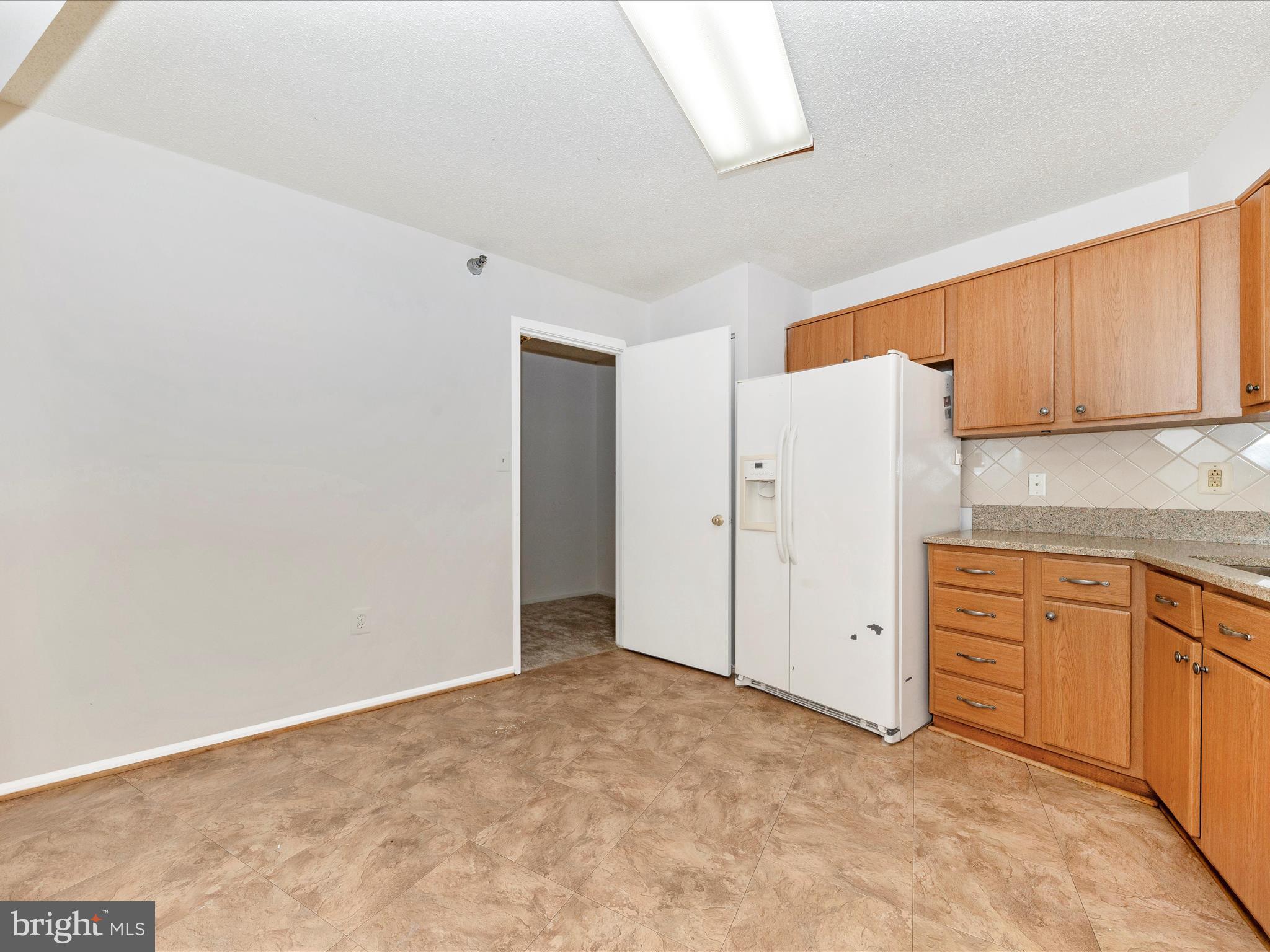 LEISURE WORLD - Residential