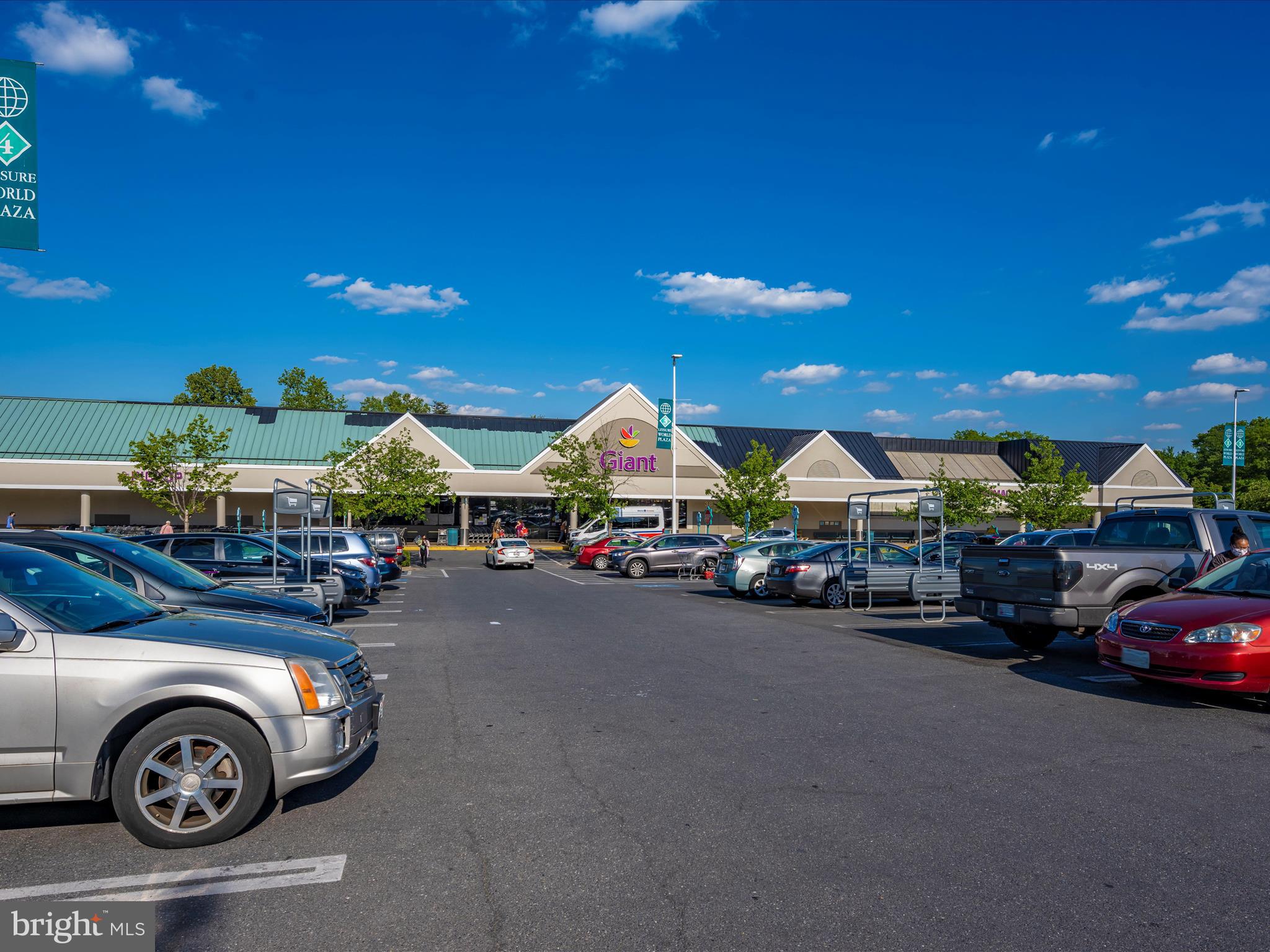 LEISURE WORLD - Residential