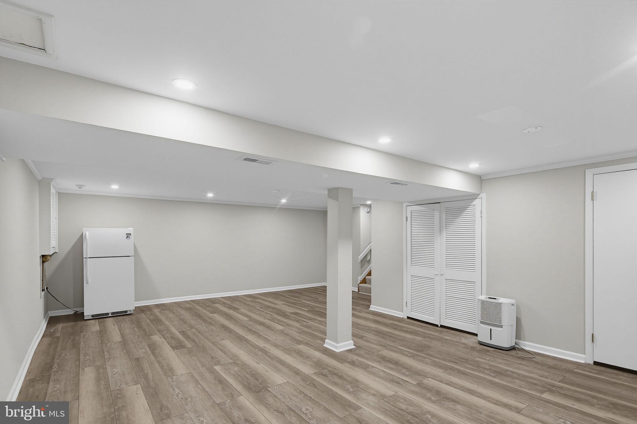 GLENFIELD MANOR - Residential