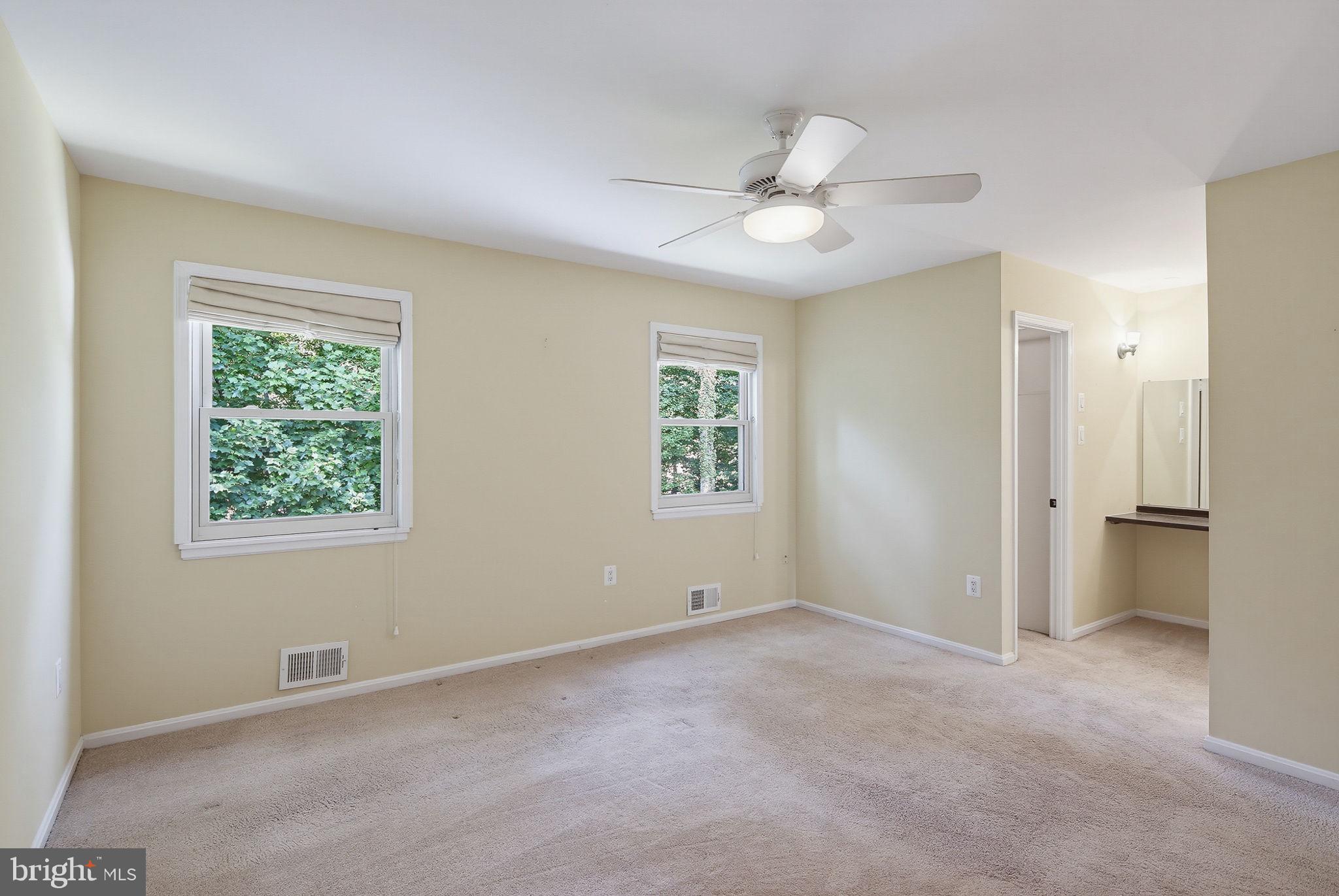 GLENFIELD MANOR - Residential