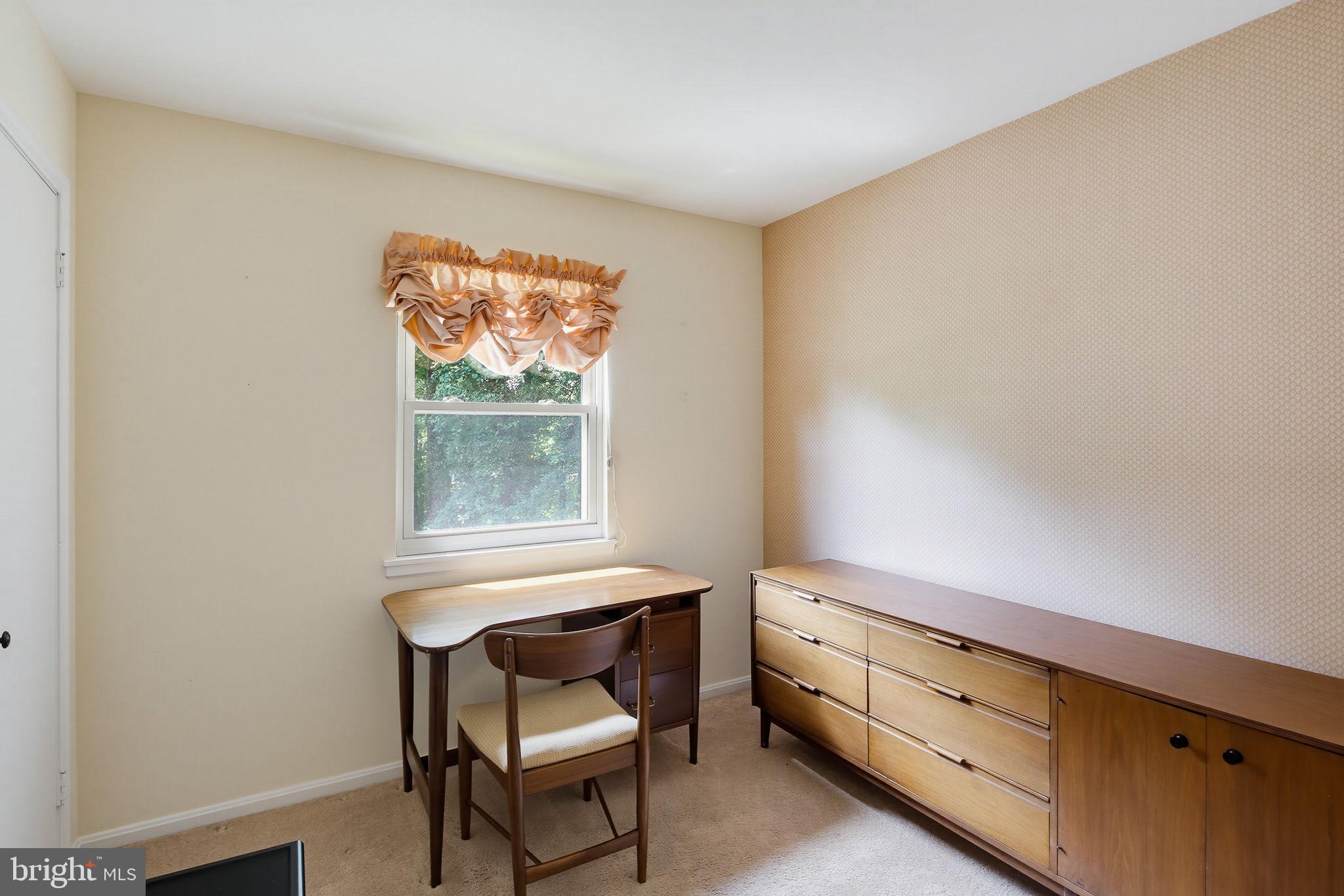 GLENFIELD MANOR - Residential