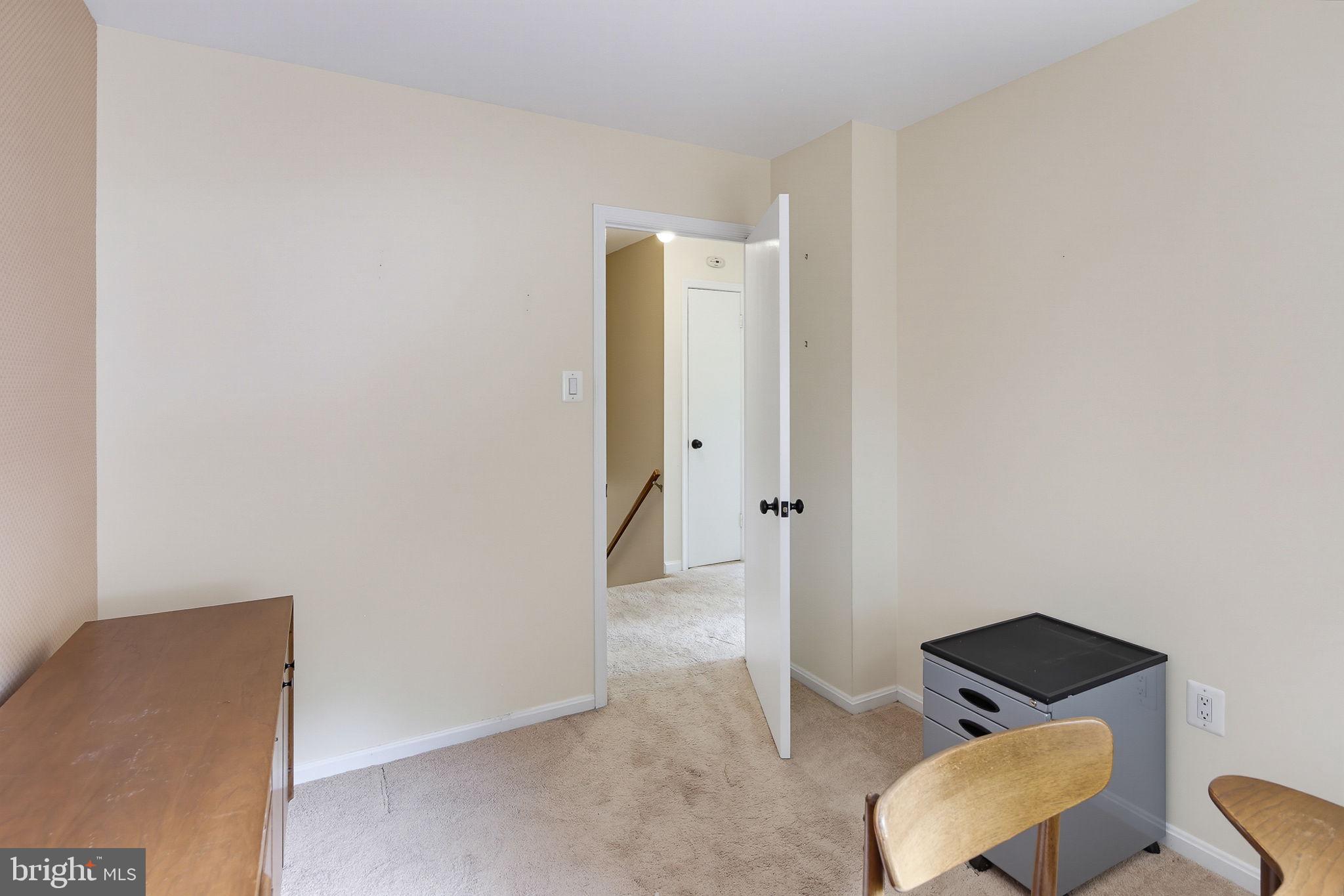 GLENFIELD MANOR - Residential